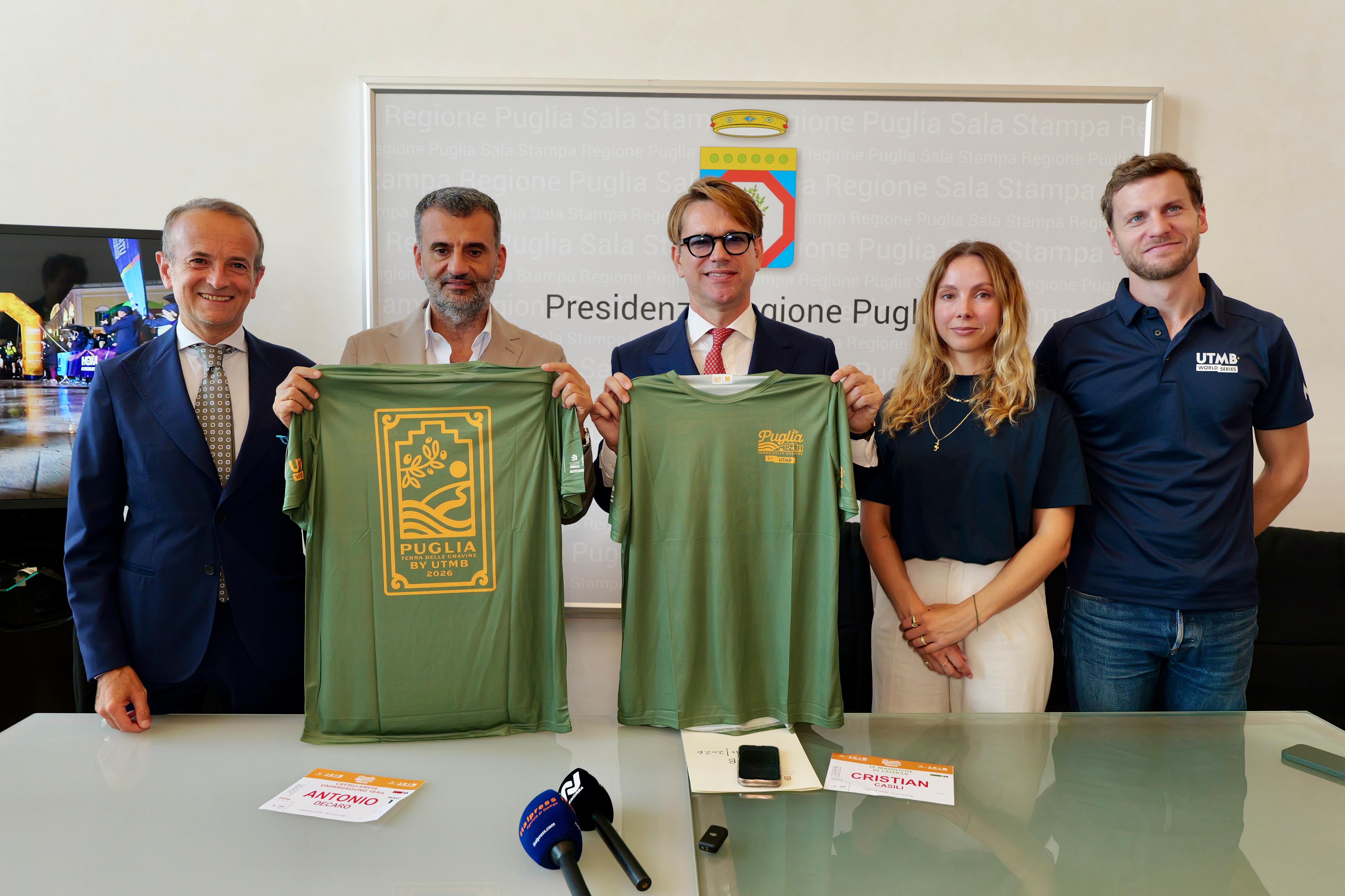 Galleria Presentata la seconda edizione di “Puglia By UTMB – Terra Delle Gravine”: dal 23 al 25 ottobre cinque gare internazionali dai Sassi di Matera al Mar Ionio - Diapositiva 3 di 10