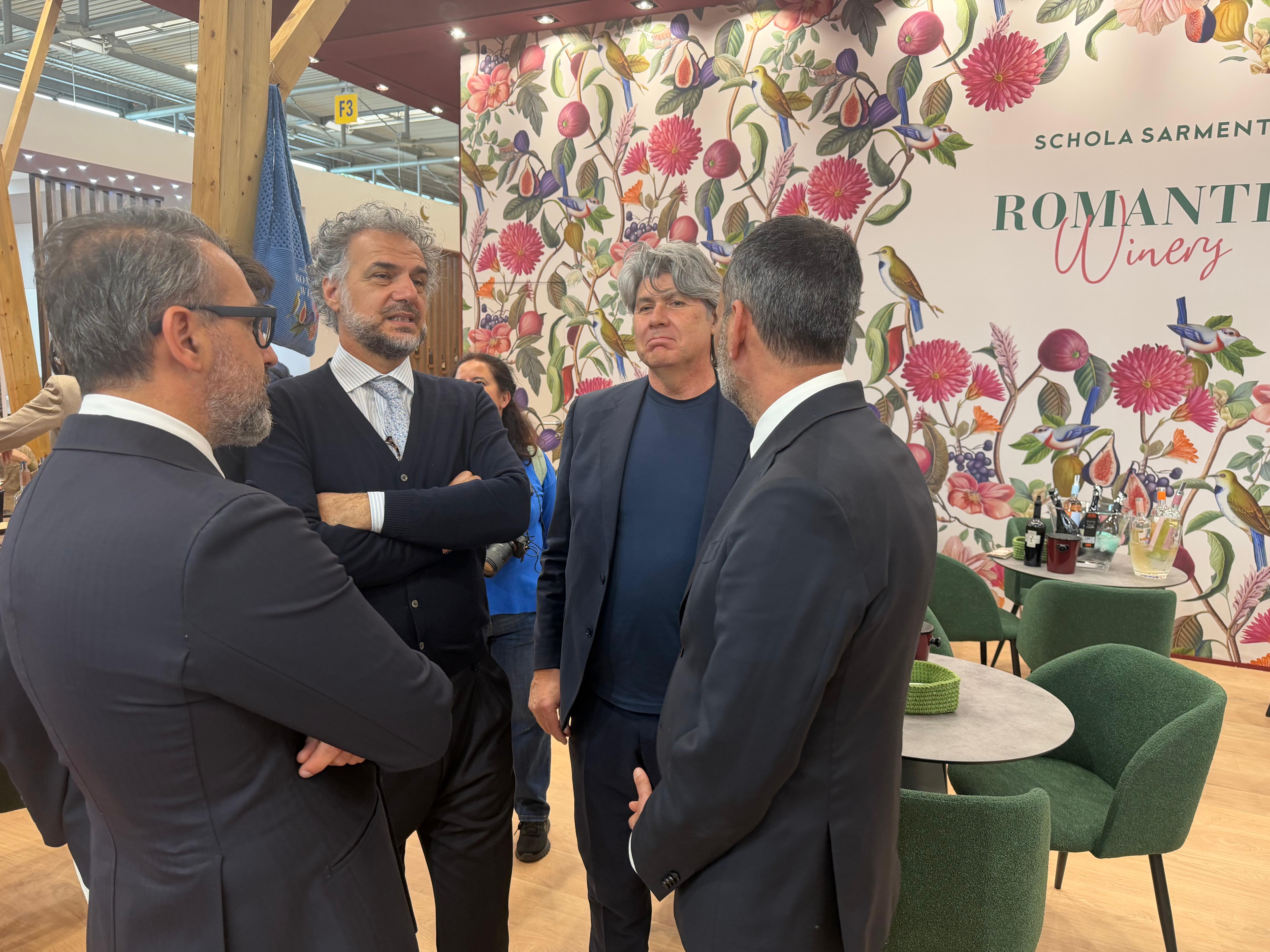 Galleria Vinitaly 2026, seconda giornata: la Puglia accelera sull’export e rafforza le connessioni tra imprese e mercati internazionali - Diapositiva 7 di 9