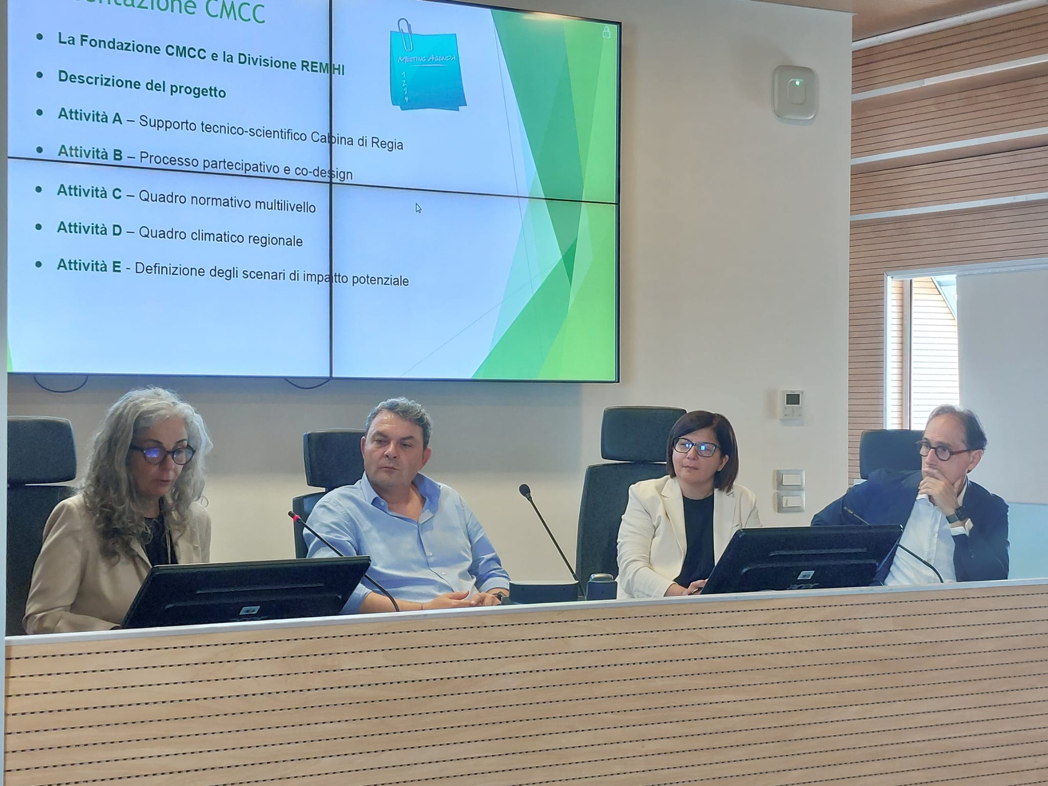 Galleria Cambiamento climatico, riunitasi oggi la Cabina di Regia per riprendere il percorso di definizione della Strategia di Adattamento - Diapositiva 2 di 3