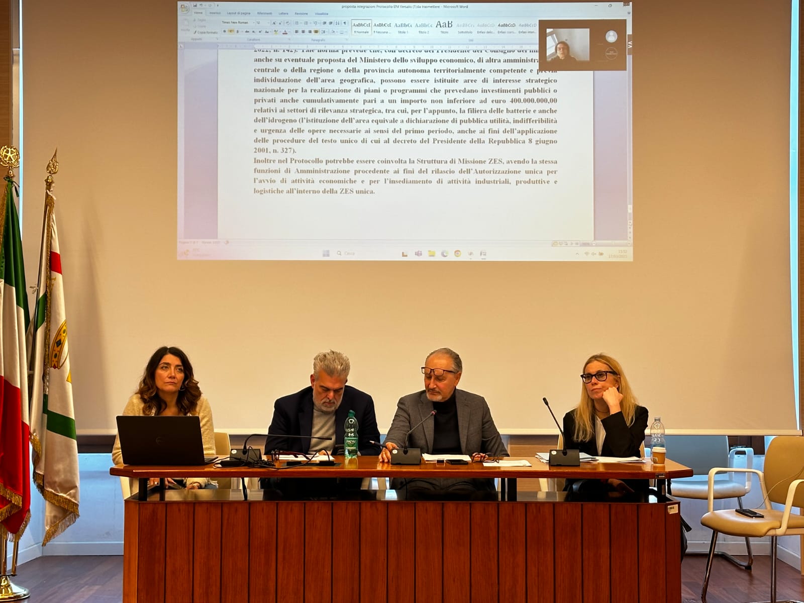 Galleria Protocollo di intesa per la realizzazione del Piano di trasformazione di ENI Versalis, Triggiani: 