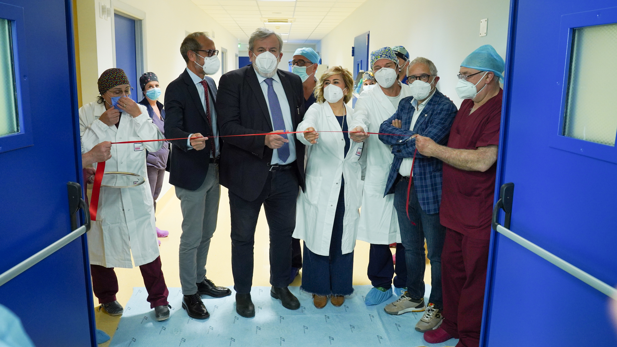 Galleria Emiliano a inaugurazione nuovo Blocco Operatorio&nbsp; dell’Ospedale San Paolo: 6 sale operatorie, più moderne e sicure - Diapositiva 6 di 6