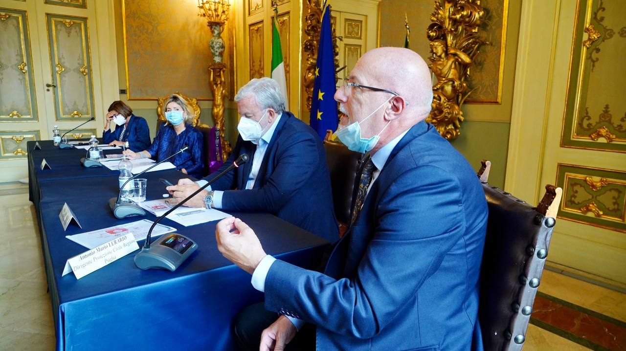 Galleria NUMERO UNICO EUROPEO DI EMERGENZA 112,  EMILIANO: “INNOVAZIONE STRAORDINARIA