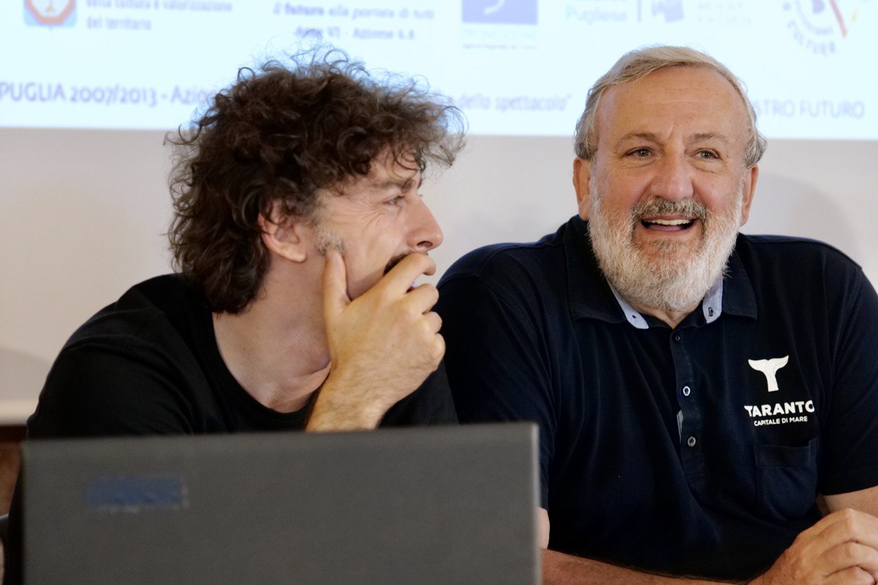 Galleria Medimex, Emiliano e Zingaretti: uniamo le forze per iniziare una collaborazione interregionale, musicale e giovanile - Diapositiva 10 di 10