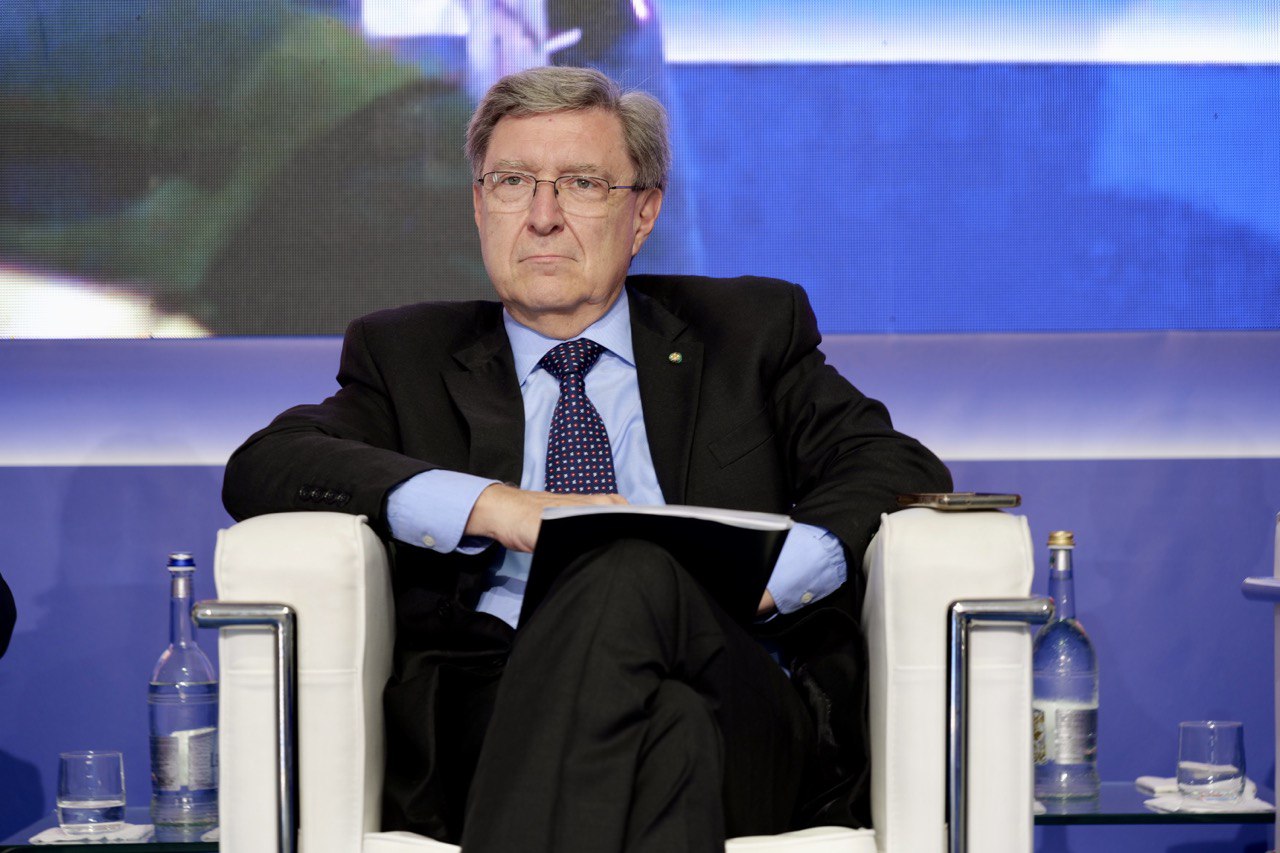 Galleria Aeroporto di Brindisi, Emiliano all’apertura della prima Torre di controllo gestita da remoto: “Il capitale umano qui impiegato farà un salto di qualità” - Diapositiva 12 di 15