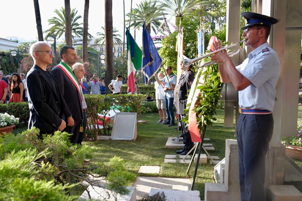 Galleria Oggi a Bari cerimonia per l’anniversario della strage di via Nicolò dell'Arca - Diapositiva 7 di 9