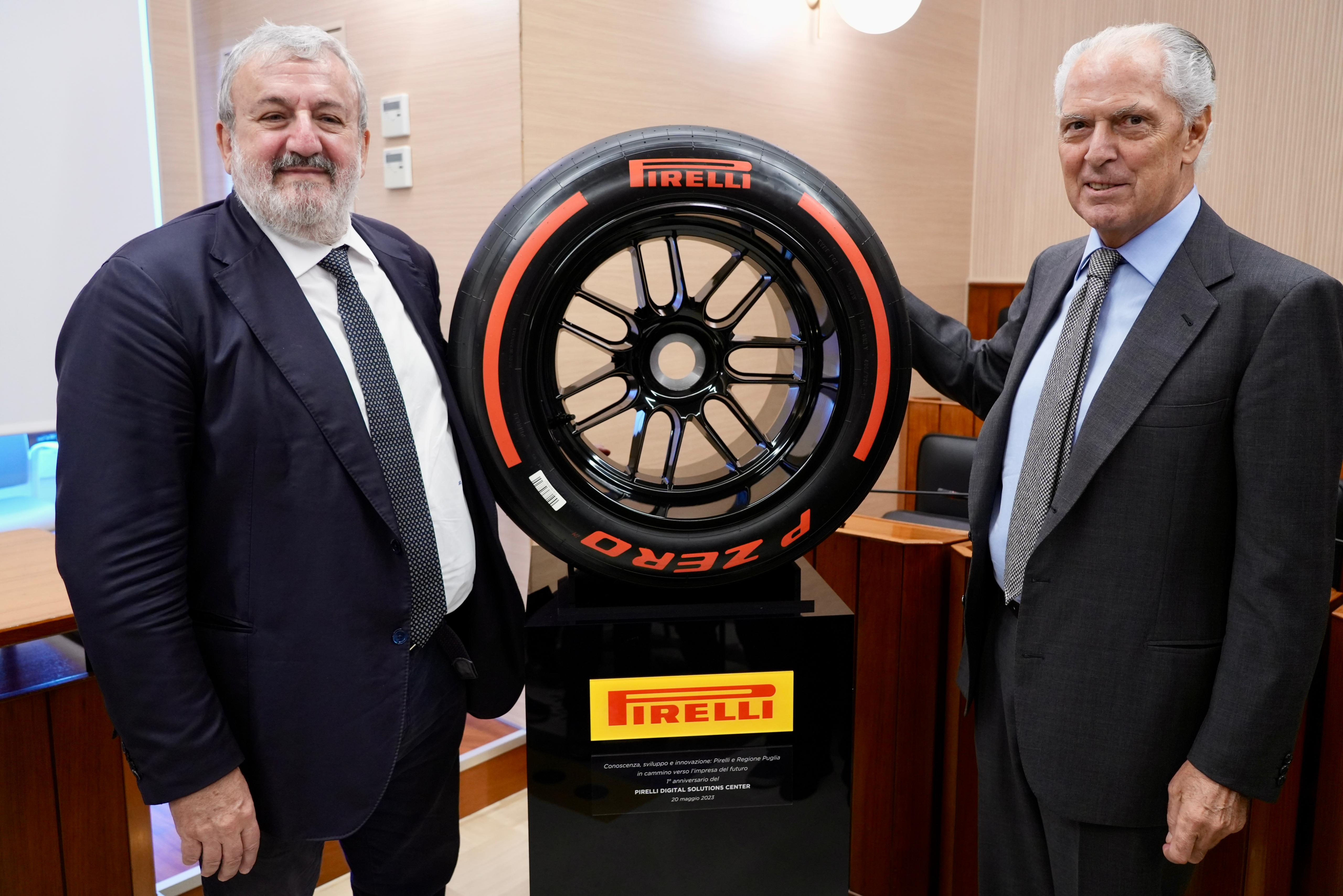 Galleria Pirelli: si rafforza a Bari, nel 2025 i dipendenti del Digital Solutions Center saliranno a 80 dai 50 previsti inizialmente - Diapositiva 4 di 13