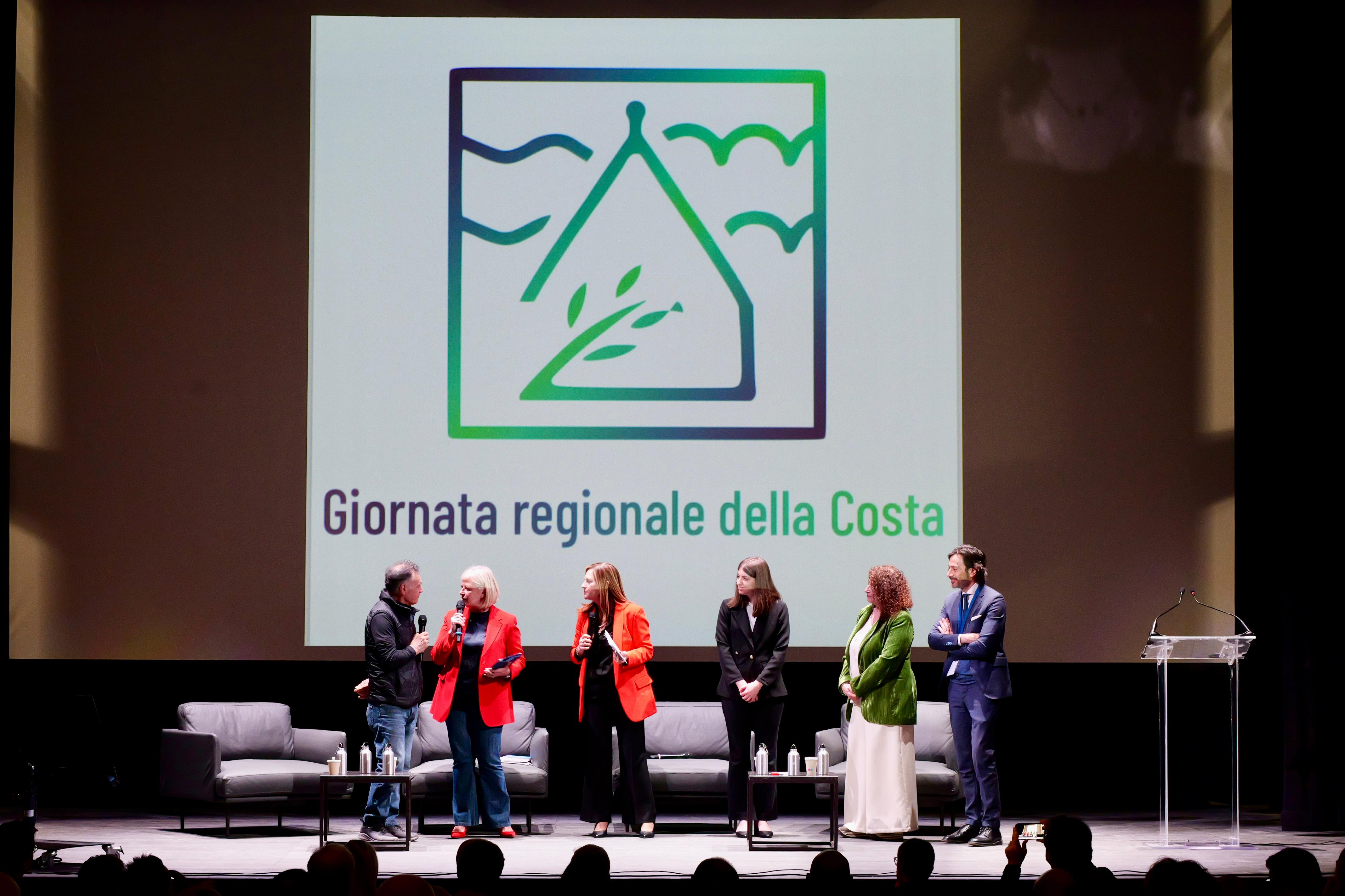 Galleria Celebrazione della prima giornata regionale della costa pugliese - Diapositiva 3 di 7