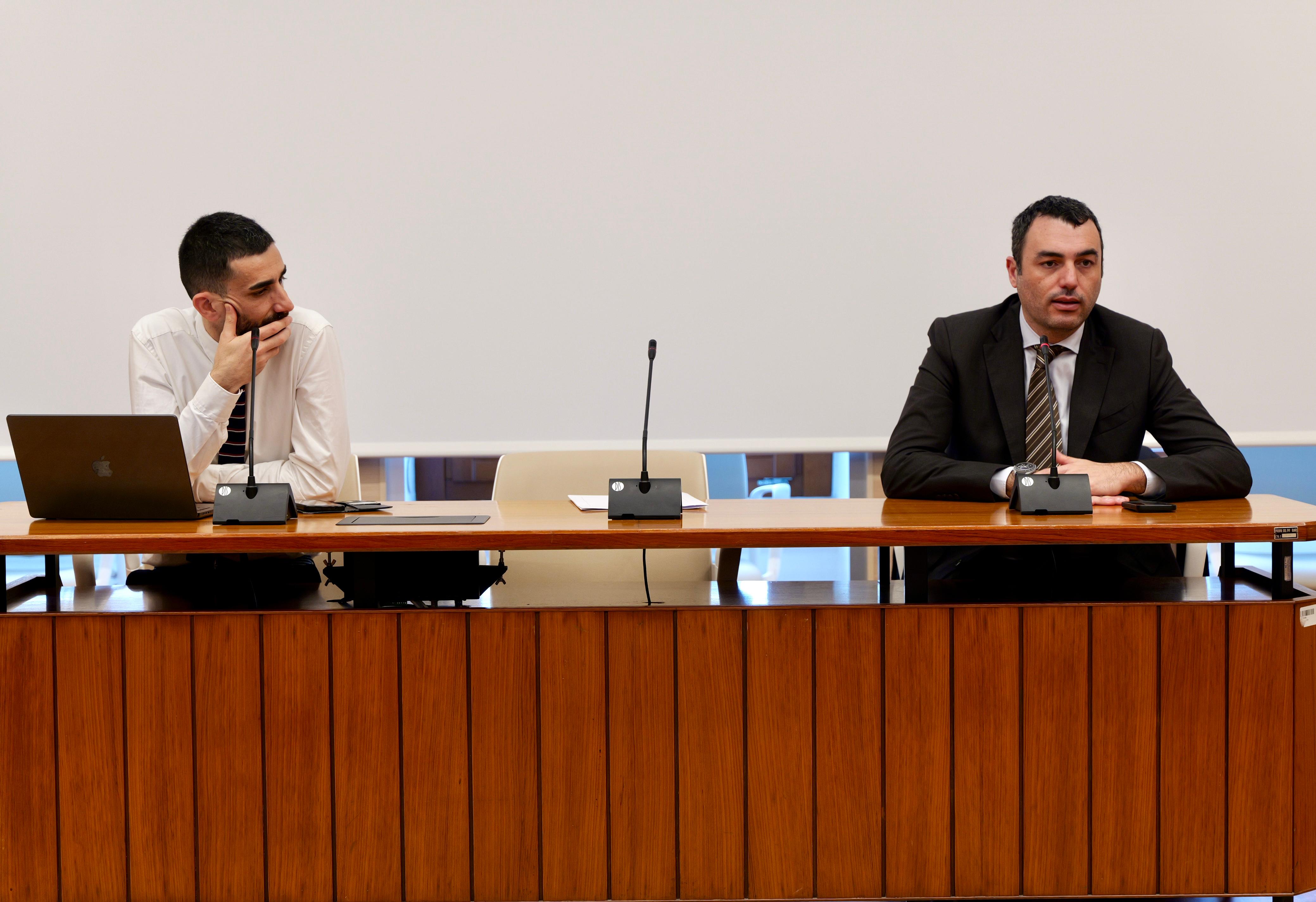 Galleria Centro di competenza regionale per l’IA, il presidente Emiliano e l’assessore Delli Noci al primo incontro del Comitato Tecnico - Diapositiva 2 di 4