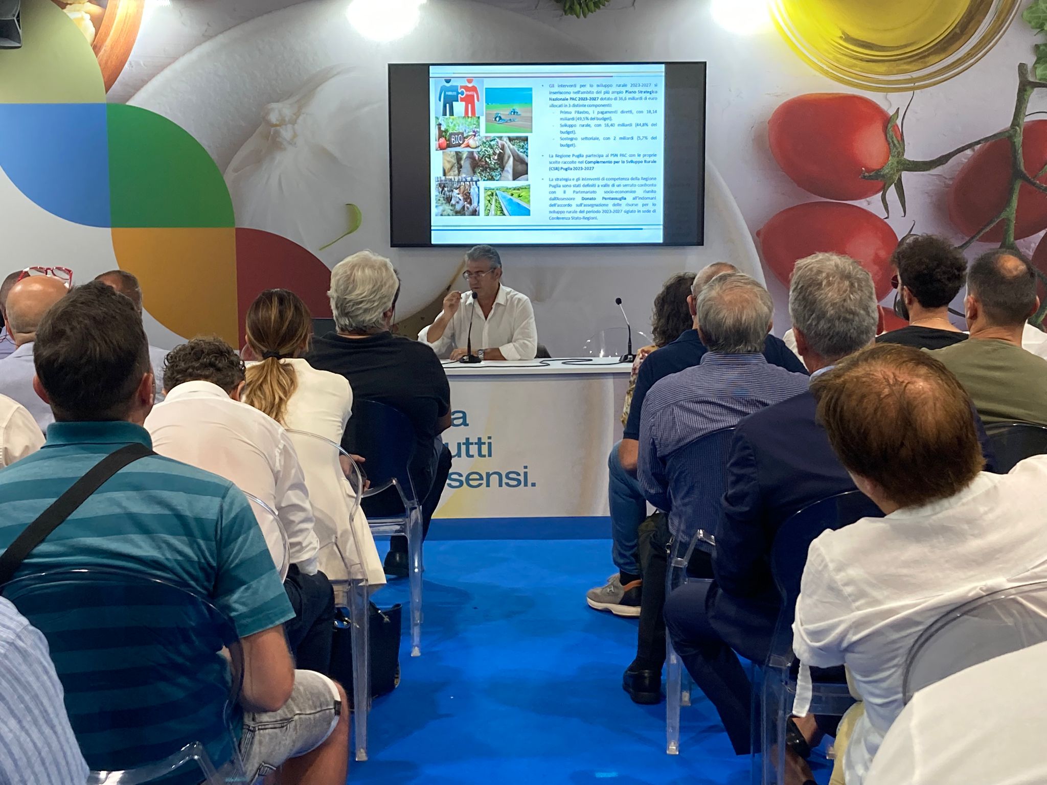Galleria FDL 2023. La nuova programmazione per lo sviluppo rurale: presentati i bandi dedicati alle misure Agro Climatiche ambientali del CSR Puglia 2023-2027 - Diapositiva 2 di 7