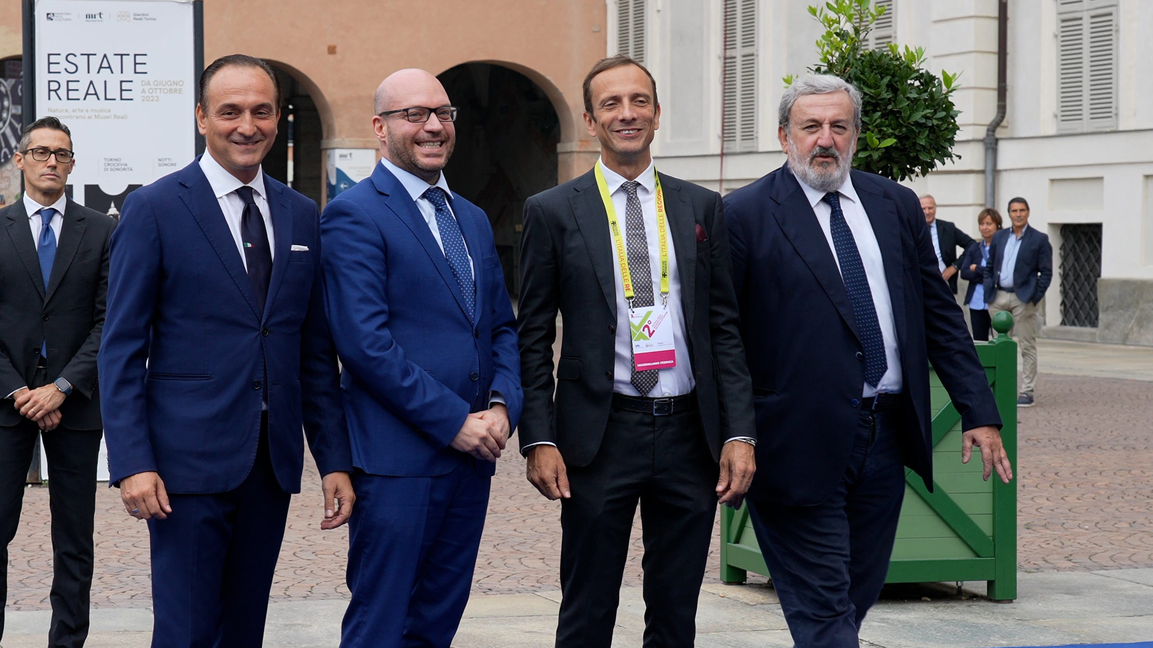 Galleria FESTIVAL DELLE REGIONI, OGGI IL PRESIDENTE MATTARELLA  EMILIANO: “SUL PNRR LE REGIONI VIGILERANNO E COLLABORERANNO AFFINCHÈ GLI OBIETTIVI DI SPESA SIANO RISPETTATI” - Diapositiva 5 di 13