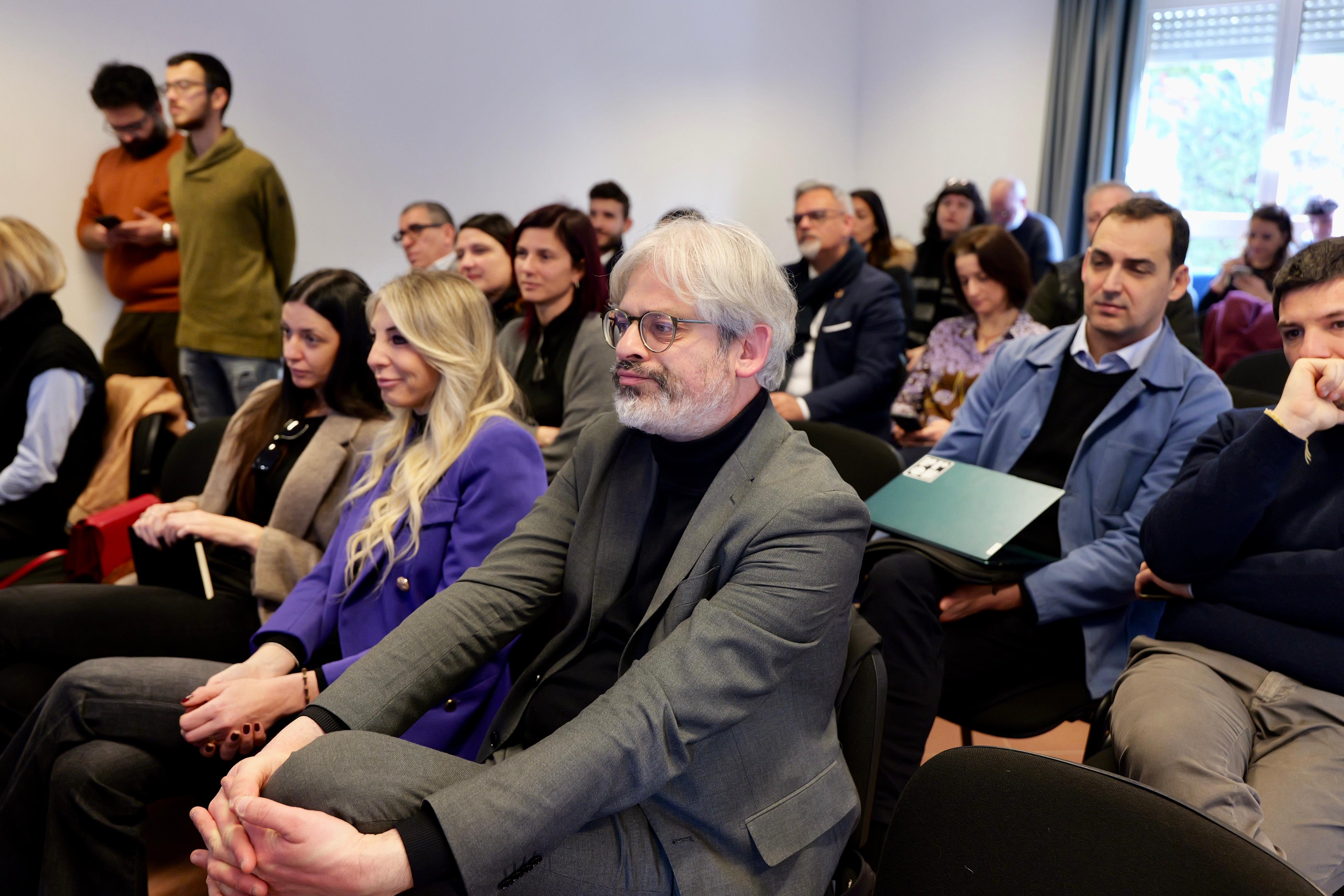 Galleria Prima edizione della Scuola di Formazione sulle Politiche Giovanili in Puglia: al via un percorso innovativo per amministratori locali - Diapositiva 4 di 7