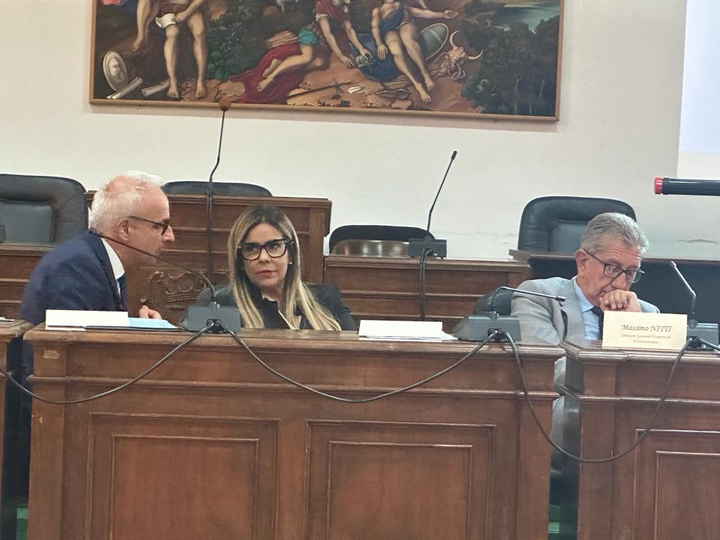 Galleria Presentato da Regione, Comune di Bitonto e Ferrotramviaria il progetto del sottopasso ferroviario di via Santo Spirito a Bitonto grazie al quale verrà eliminato un altro passaggio a livello - Diapositiva 1 di 4