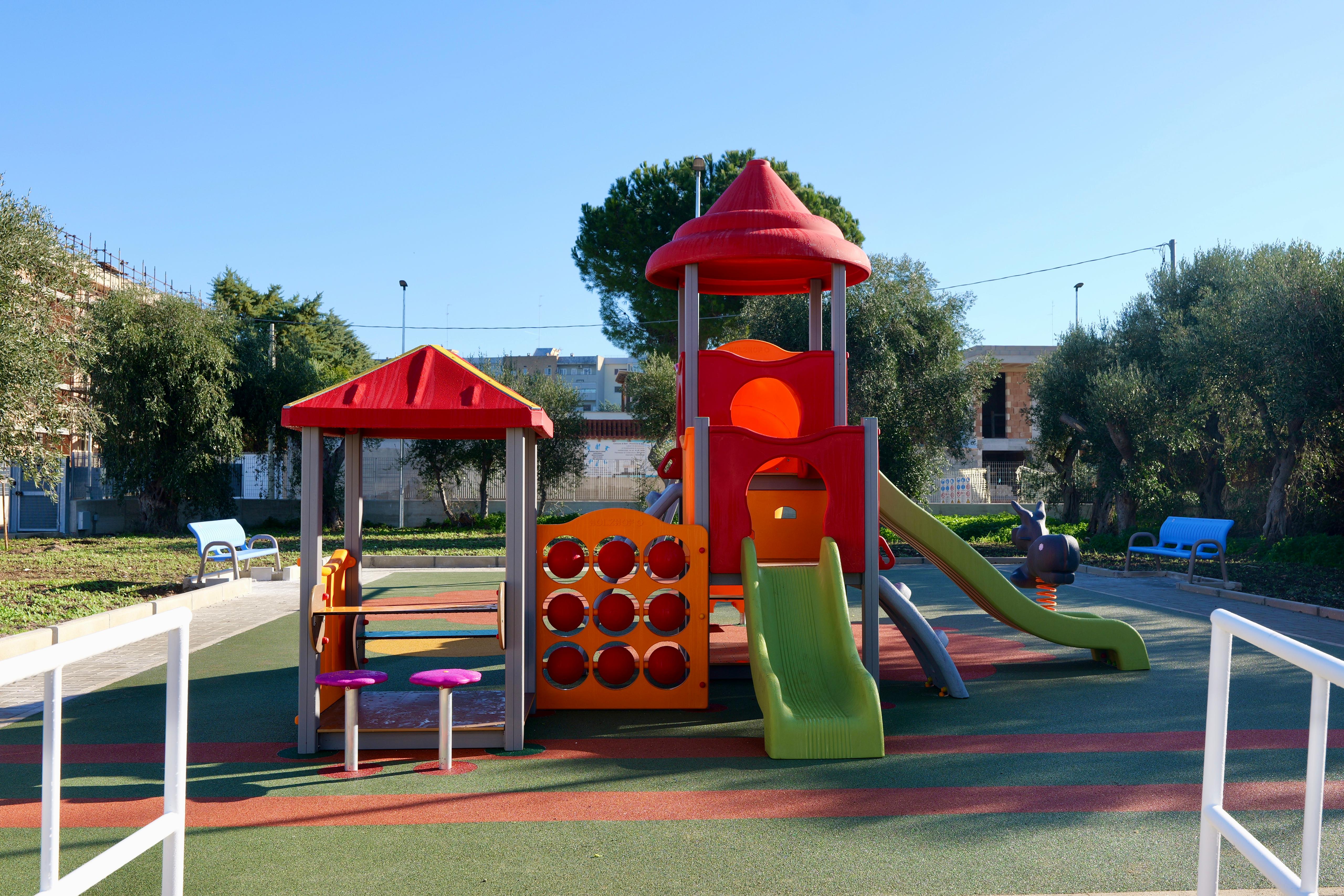 Galleria Ultimato il Villaggio Trenta Ore per la Vita Agebeo a Bari - Diapositiva 4 di 8