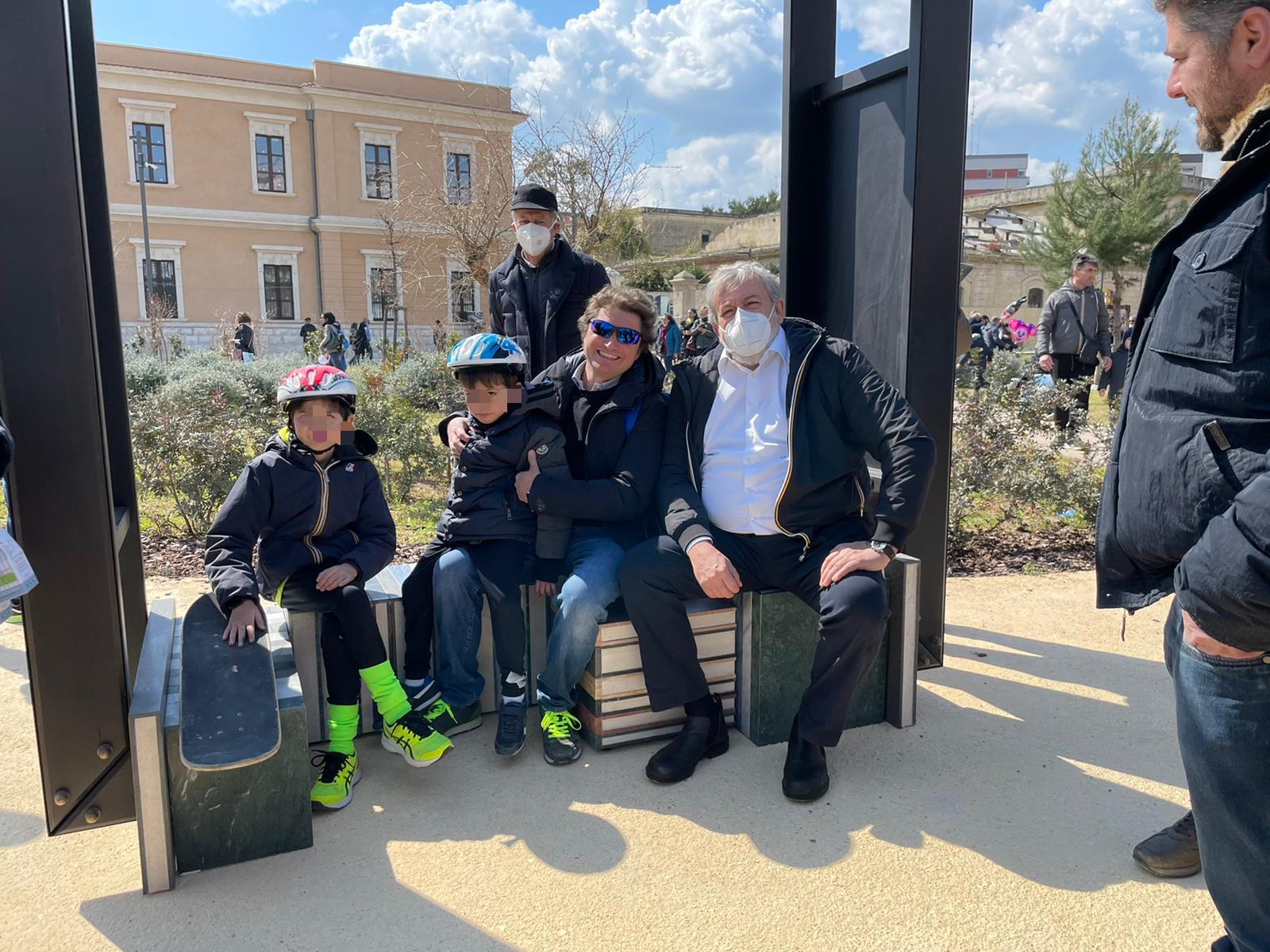 Galleria Apertura nuovo Parco Rossani, Emiliano: 