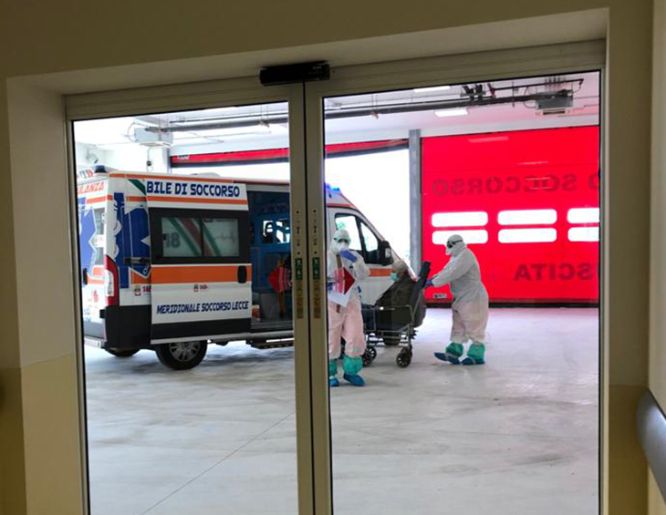 Galleria Il DEA di Lecce ha accolto i suoi primi 9 pazienti affetti da Covid-19 - Diapositiva 5 di 6