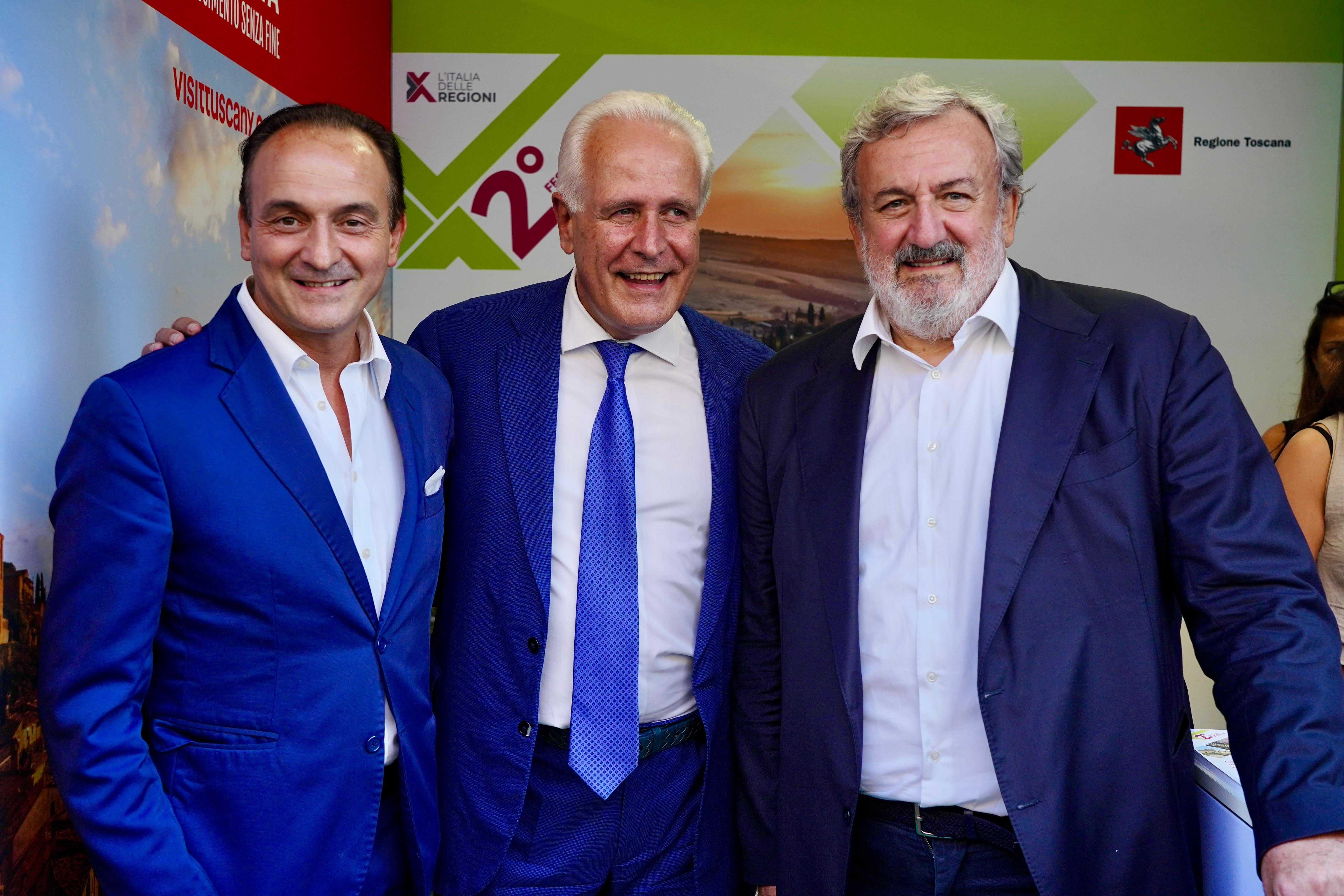 Galleria EMILIANO A TORINO PER IL FESTIVAL DELLE REGIONI E DELLE PROVINCE AUTONOME: “SERVE A SPIEGARE AI CITTADINI IL SIGNIFICATO DI QUELLO CHE FACCIAMO. L’EDIZIONE 2024 IN PUGLIA”&nbsp; - Diapositiva 1 di 6