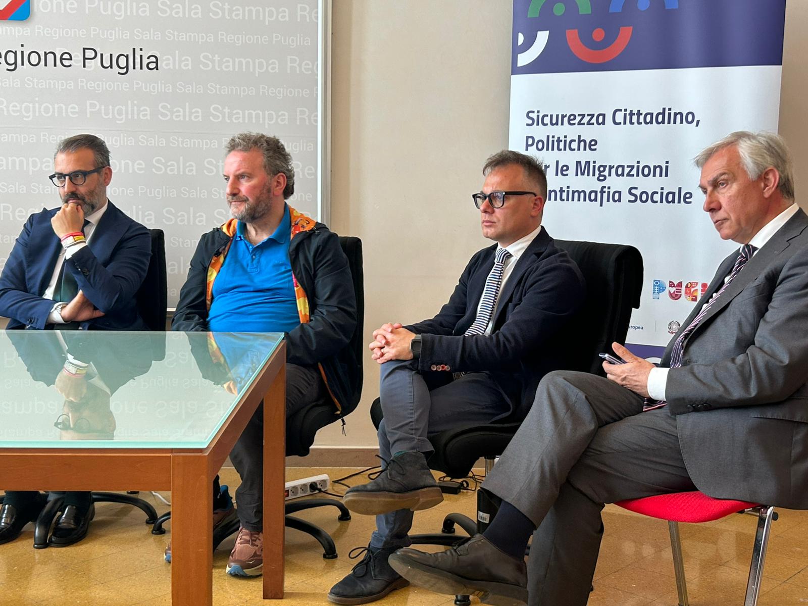 Galleria Presentato il primo short master gratuito su “Mafie, corruzione, etica e sviluppo”: 40 ore di formazione su trasparenza, anticorruzione e contrasto al fenomeno mafioso - Diapositiva 2 di 4