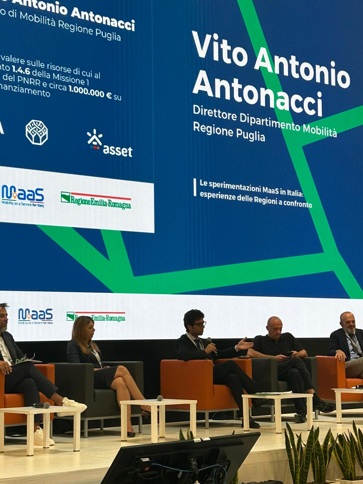 Galleria Trasporti, la sperimentazione MaaS4Puglia presentata a Bologna in un evento nazionale dedicato alla Mobilità come servizio - Diapositiva 2 di 3