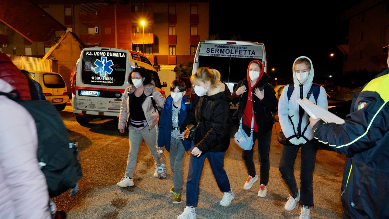 Galleria Emergenza Ucraina: accolti 23 profughi nel Centro vaccinale di Valenzano (Ba) - Diapositiva 7 di 38