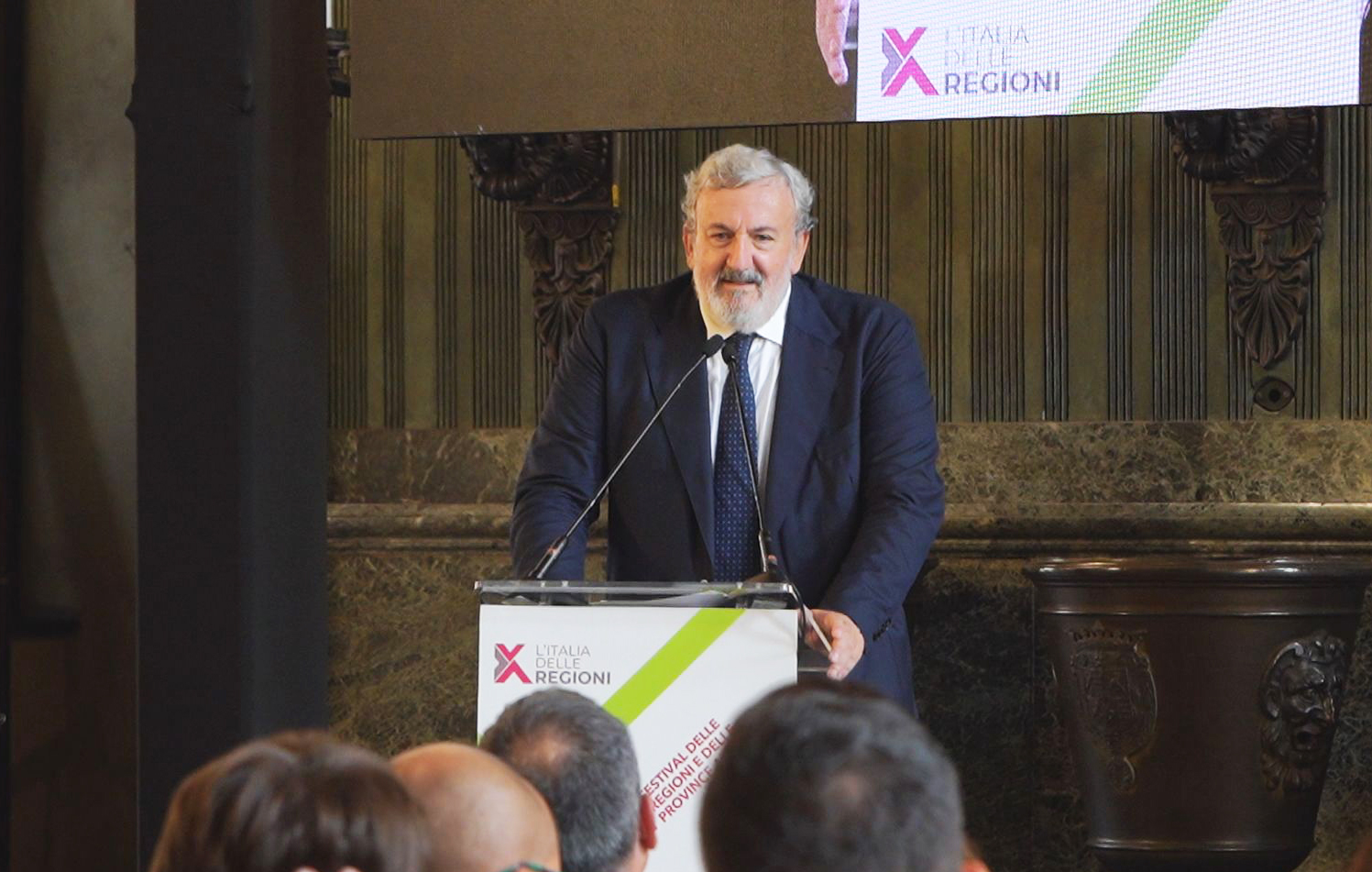 Galleria FESTIVAL DELLE REGIONI, OGGI IL PRESIDENTE MATTARELLA  EMILIANO: “SUL PNRR LE REGIONI VIGILERANNO E COLLABORERANNO AFFINCHÈ GLI OBIETTIVI DI SPESA SIANO RISPETTATI” - Diapositiva 8 di 13