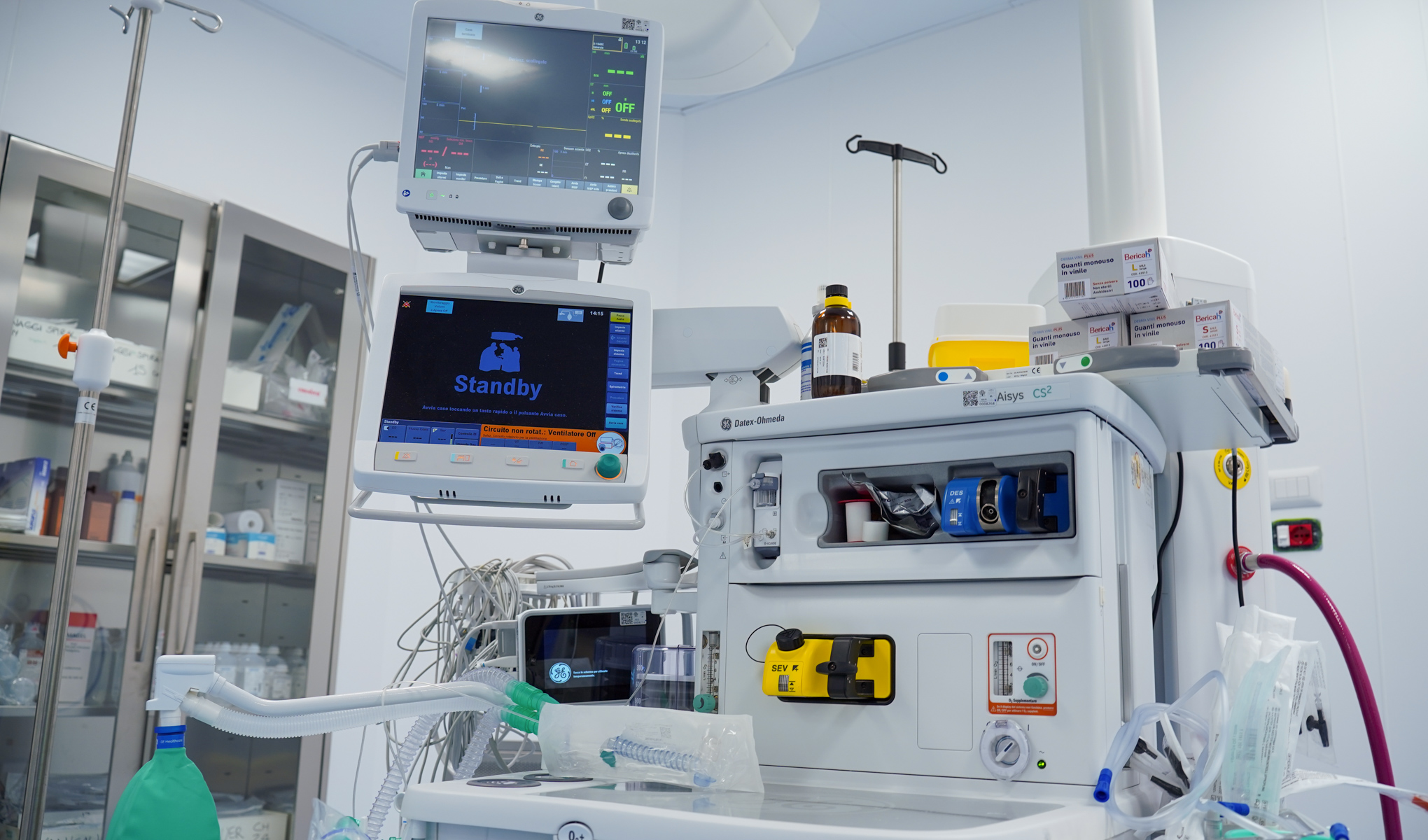 Galleria Emiliano a inaugurazione nuovo Blocco Operatorio&nbsp; dell’Ospedale San Paolo: 6 sale operatorie, più moderne e sicure - Diapositiva 5 di 6