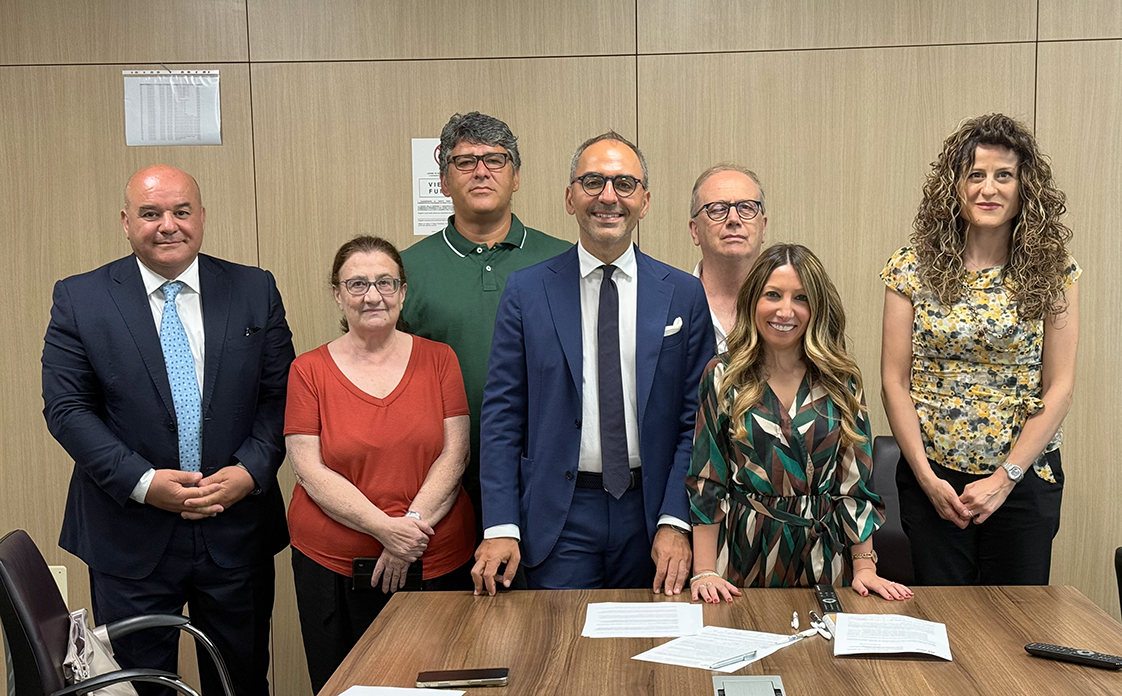 Galleria Servizio 118 Puglia, Piemontese: “Più personale sui mezzi di soccorso e compensi aggiuntivi per garantire l’assistenza ai turisti e ai residenti” - Diapositiva 3 di 3