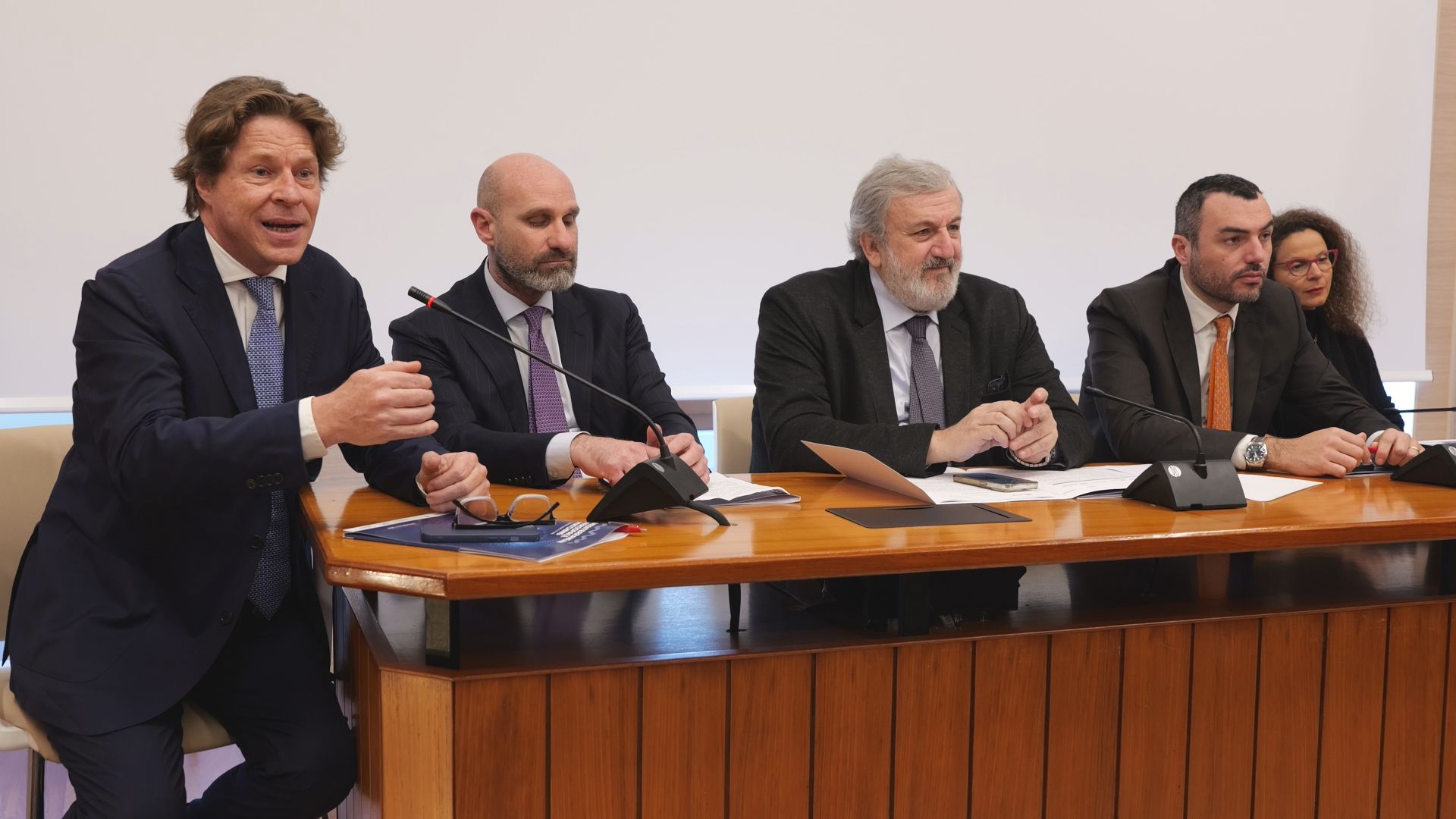 Galleria Al via la seconda edizione del Mediterranean Aerospace Matching. L'aeroporto di Grottaglie diventa vetrina internazionale dell'Aerospazio - Diapositiva 8 di 10