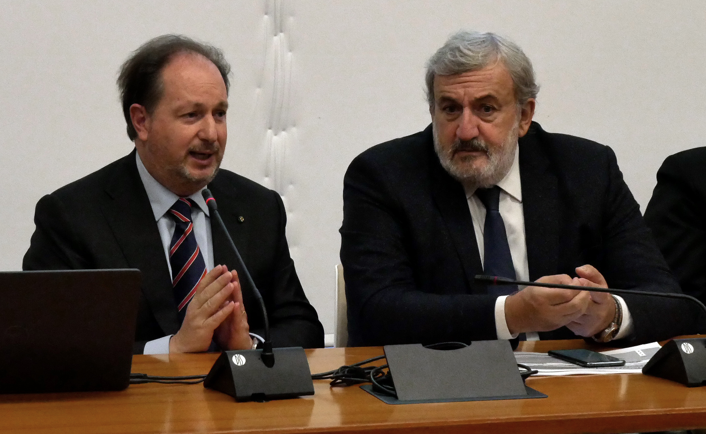 Galleria Nautica in Puglia, dati e prospettive. Emiliano: “Grazie a un costruttivo lavoro di squadra abbiamo riposizionato i porti pugliesi tra i migliori porti italiani” - Diapositiva 3 di 11