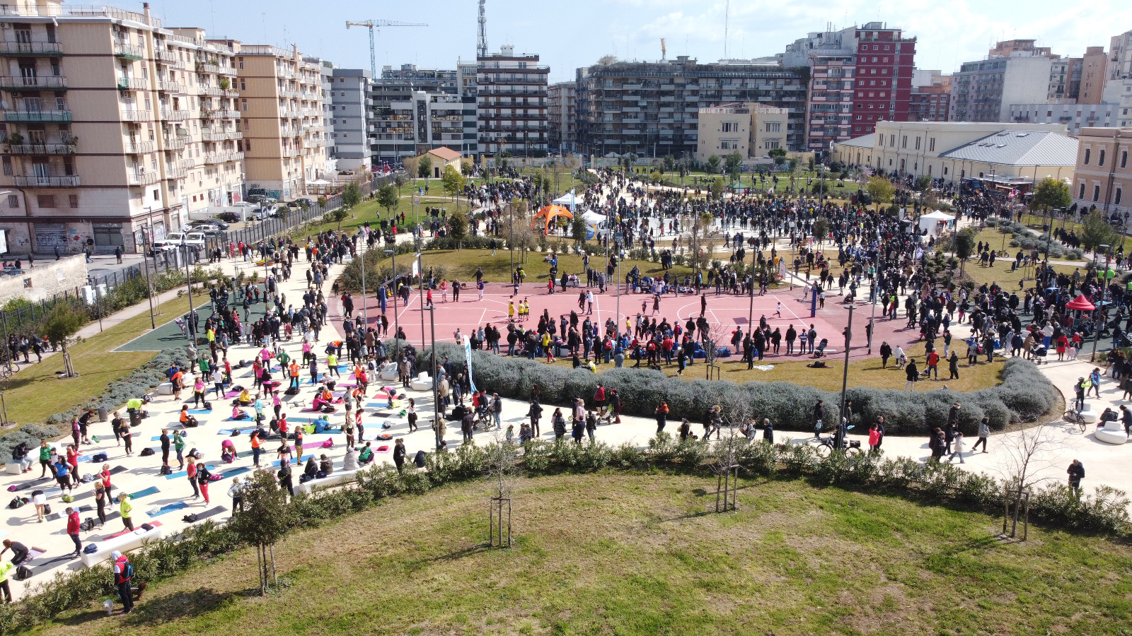 Galleria Apertura nuovo Parco Rossani, Emiliano: 