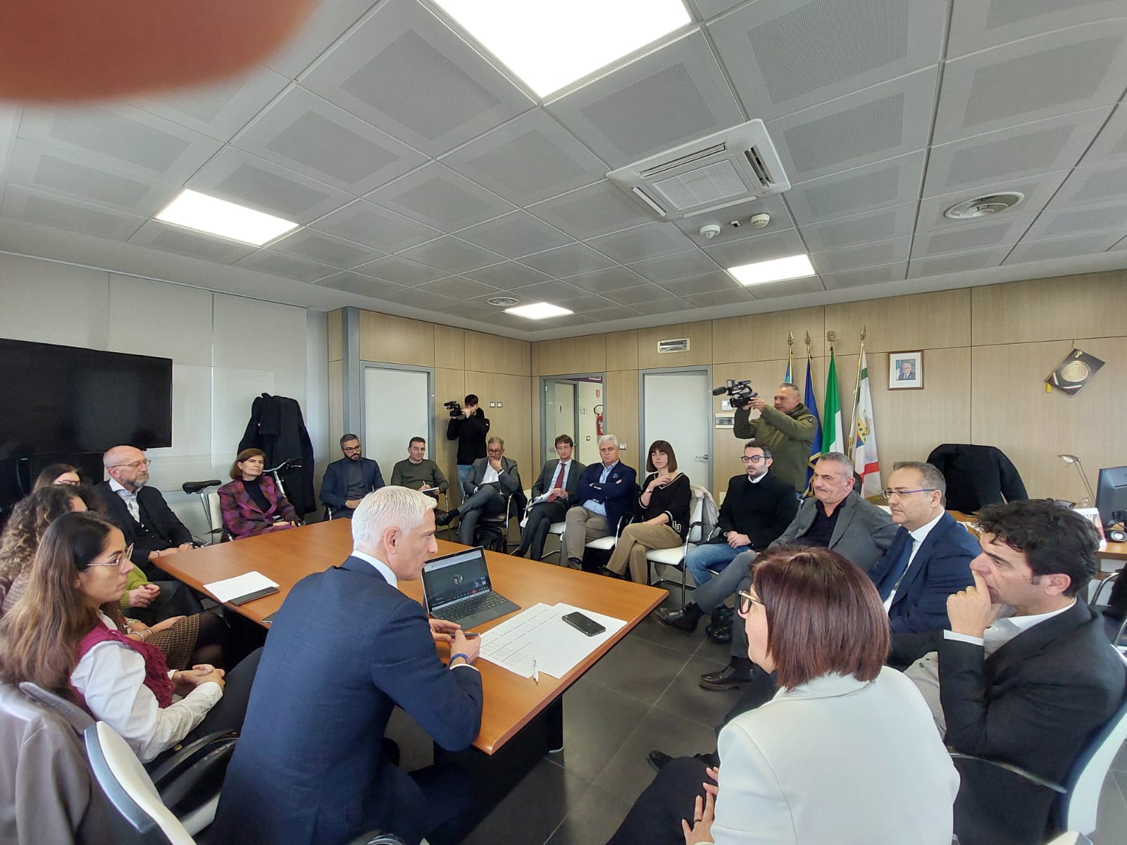 Galleria Linea ferroviaria Bari-Bitritto: il tavolo di confronto in Regione valuta le strategie per promuovere un servizio importante per il territorio ma non ancora pienamente utilizzato - Diapositiva 1 di 3