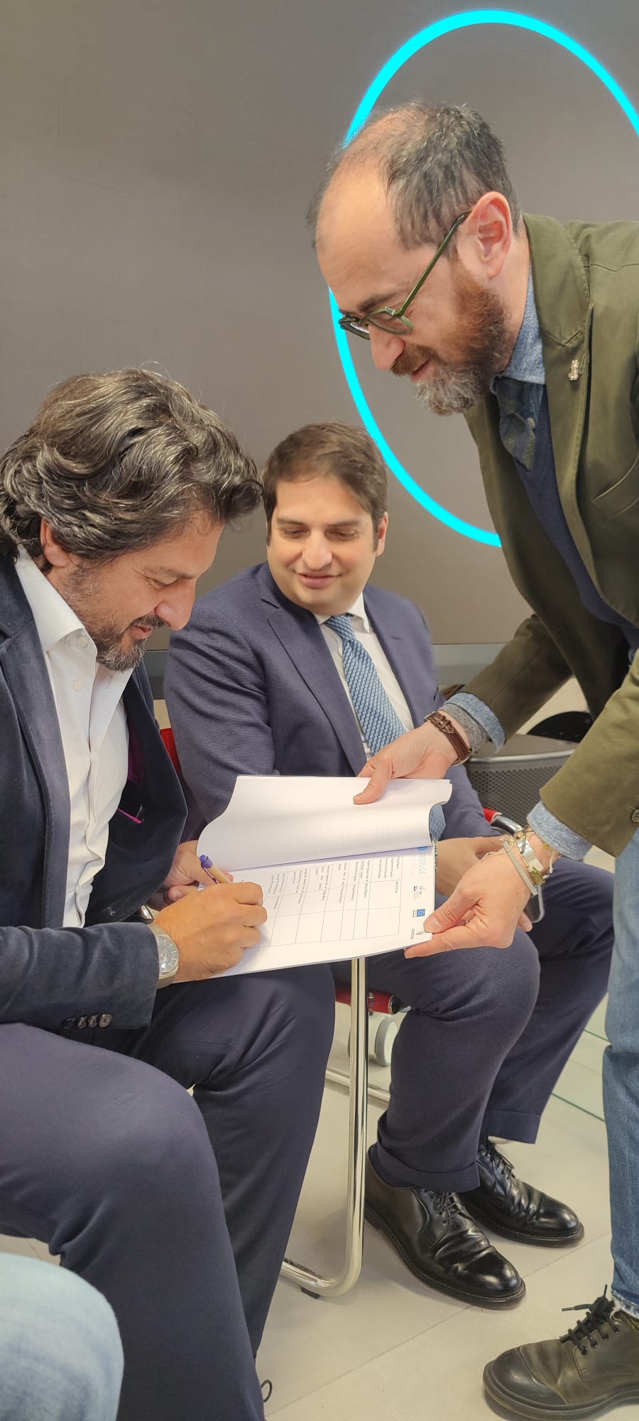 Galleria Protocollo d’Intesa Progetto Medusa, firmata l’alleanza strategica tra il Dipartimento regionale Turismo e Cultura e i Parchi e le Aree Marine Protette pugliesi per lo sviluppo del segmento del Turismo d’Avventura - Diapositiva 4 di 8