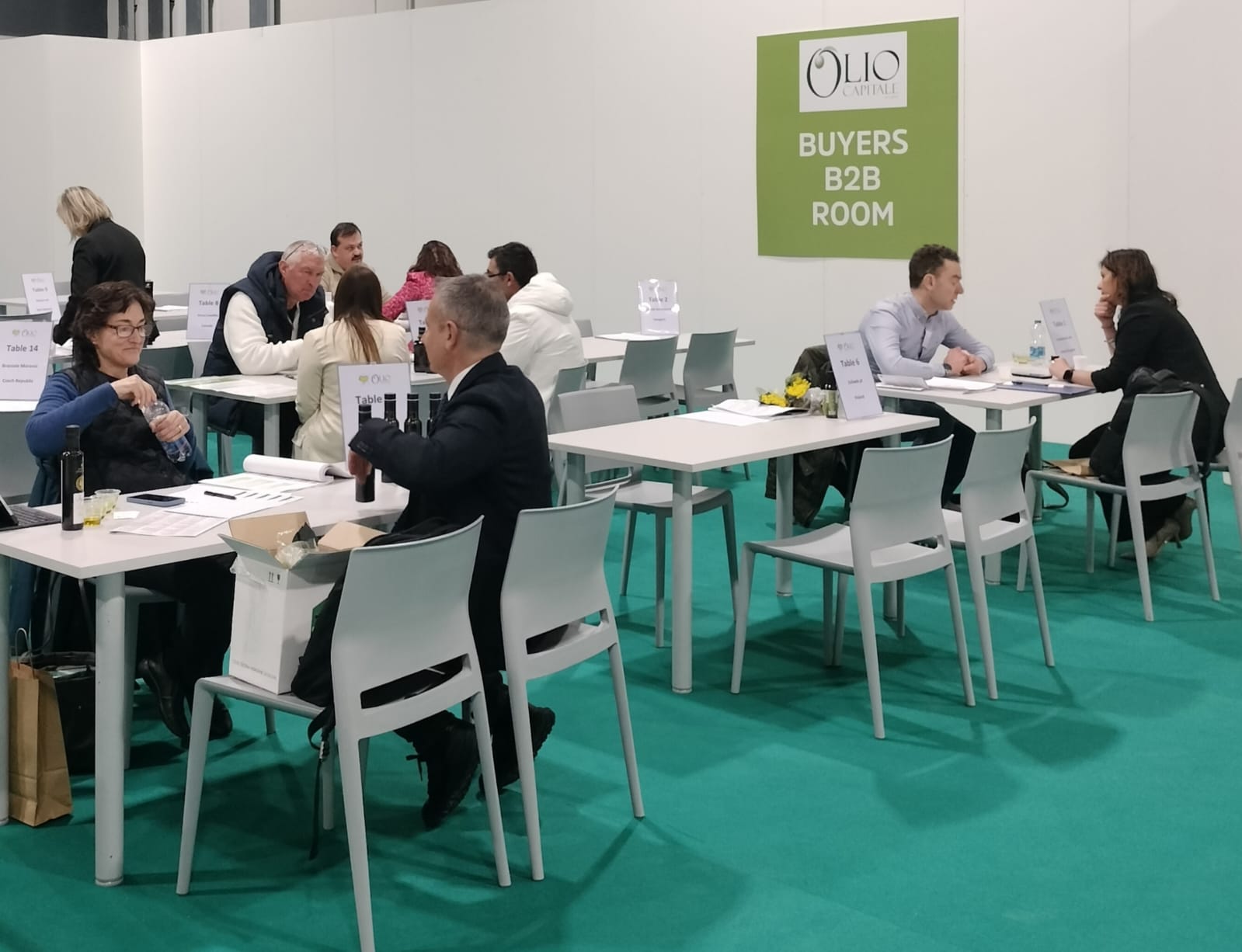 Galleria Olio capitale di Trieste, la Puglia mette in mostra l’eccellenza olearia - Diapositiva 4 di 8