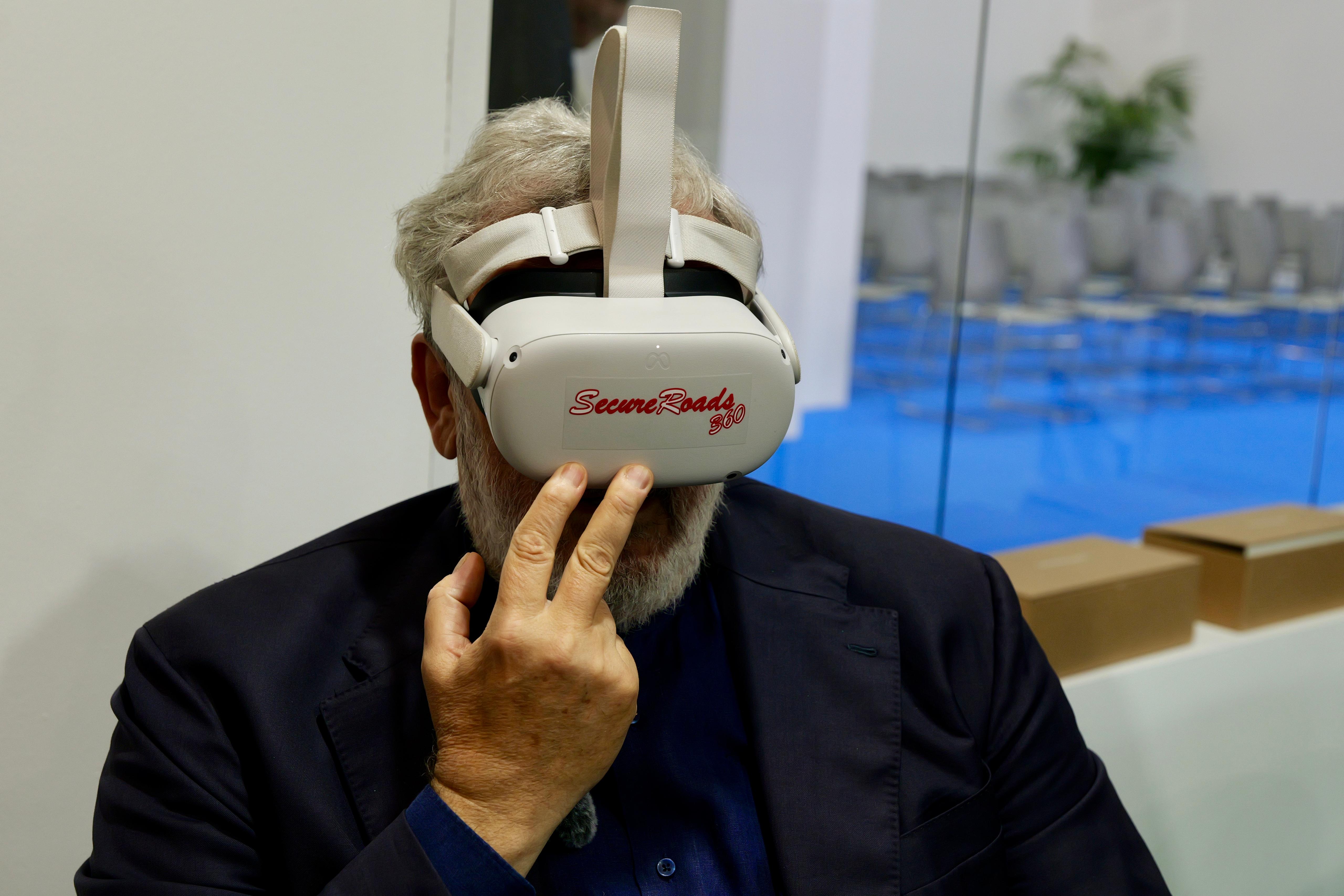 Galleria AL VIA OGGI LA PRIMA EDIZIONE JOB&ORIENTA BARI - Diapositiva 8 di 11