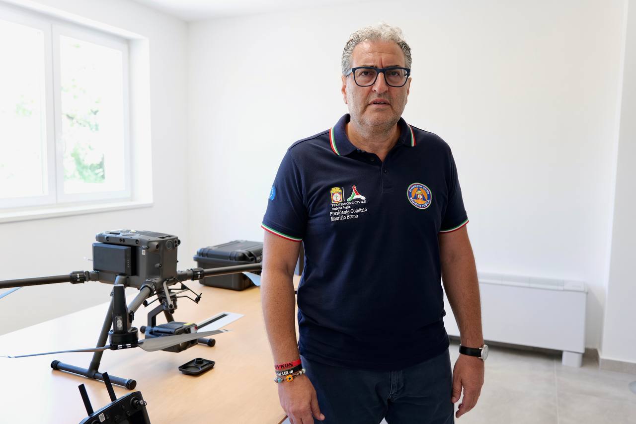 Galleria Il presidente Emiliano ha inaugurato il presidio logistico operativo territoriale di Castellaneta Marina, secondo PLOT di Protezione Civile a diventare operativo - Diapositiva 3 di 15