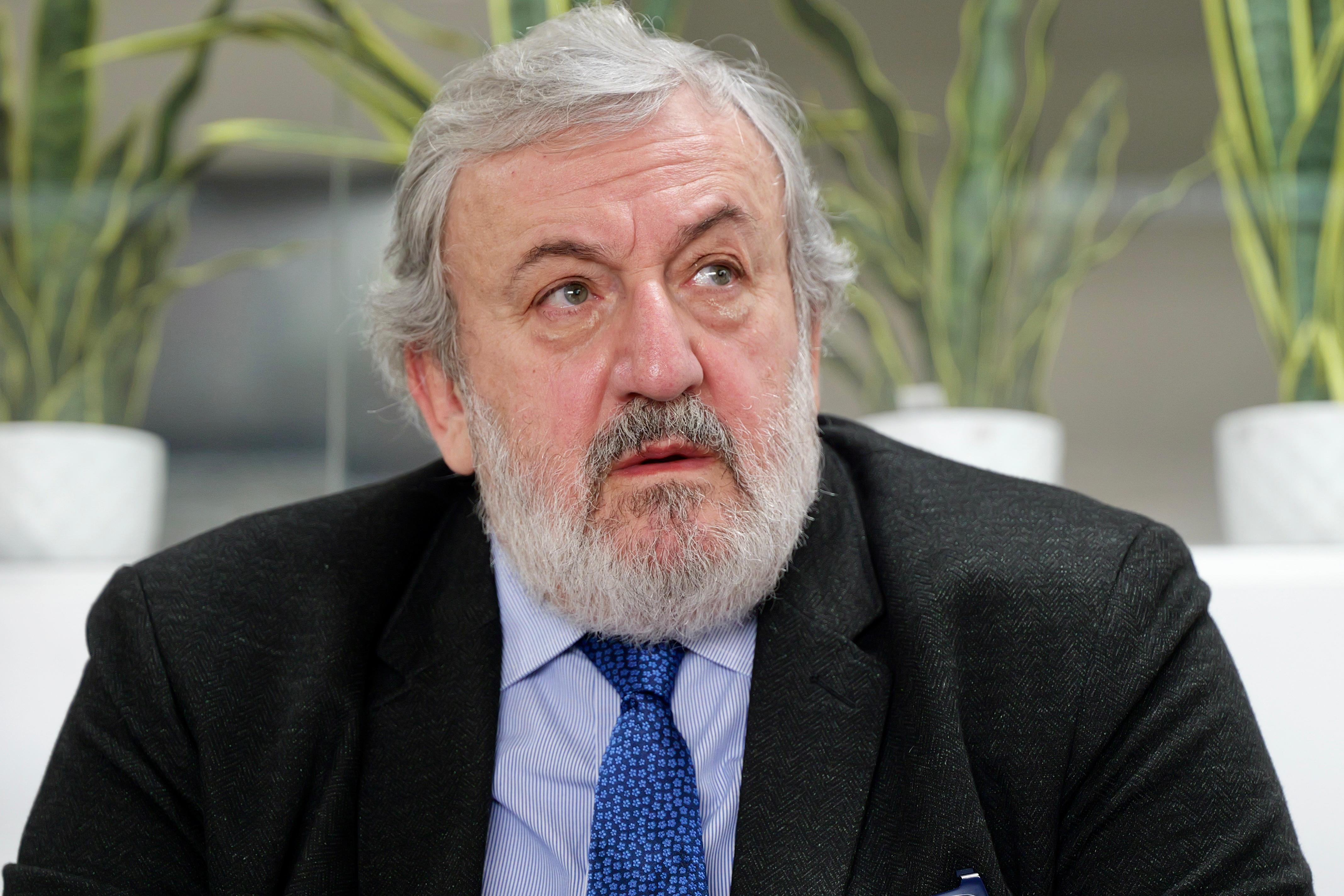 Galleria La tecnologia salva i posti di lavoro: Network Contacts e Regione Puglia evitano i 280 licenziamenti - Diapositiva 5 di 18