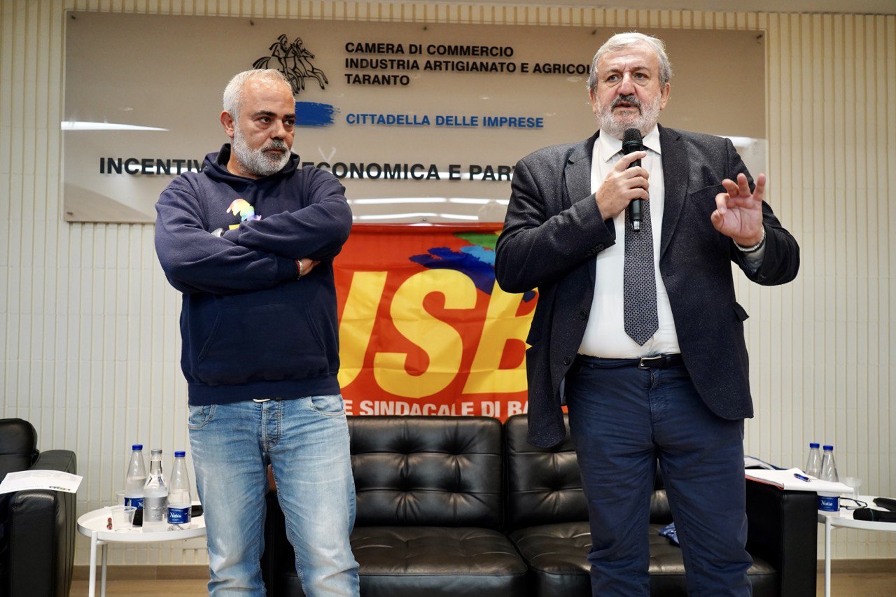 Galleria Ex Ilva, Emiliano all’assemblea USB di Taranto: “Il Governo è in difficoltà, ma spero ci autorizzi a utilizzare la somma di denaro messa a disposizione dalla Regione Puglia” - Diapositiva 4 di 11