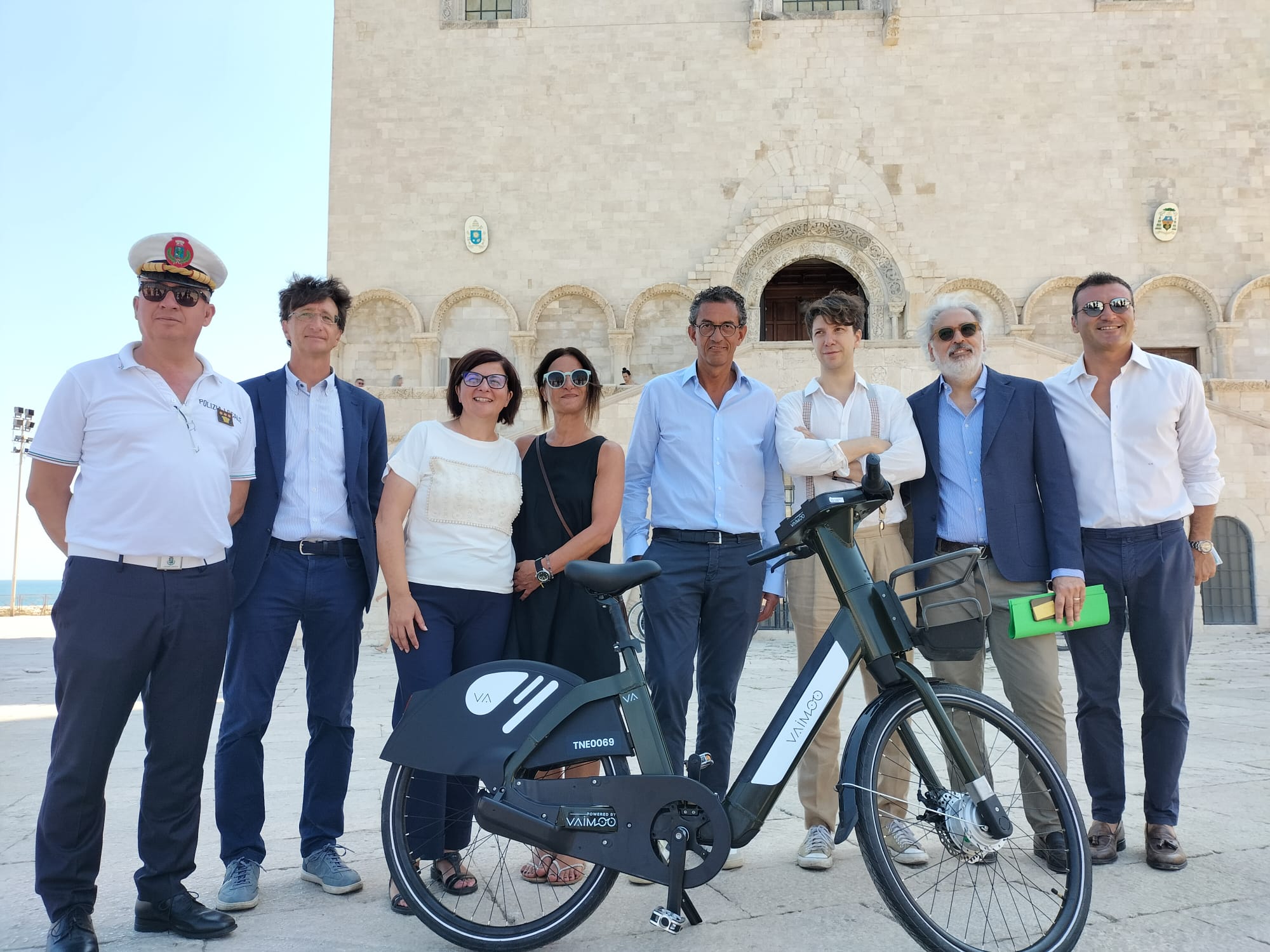 Galleria Mobilità sostenibile, l’assessore Ciliento a Trani per il nuovo servizio di sharing mobility finanziato dalla Regione - Diapositiva 4 di 5
