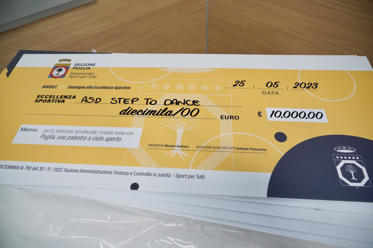 Galleria Emiliano e Piemontese alla Giornata dello Sport per Tutti. La Puglia si candida a Regione europea dello Sport 2026. Premiate 68 eccellenze sportive e presentato il Programma operativo sport 2023 - Diapositiva 3 di 14