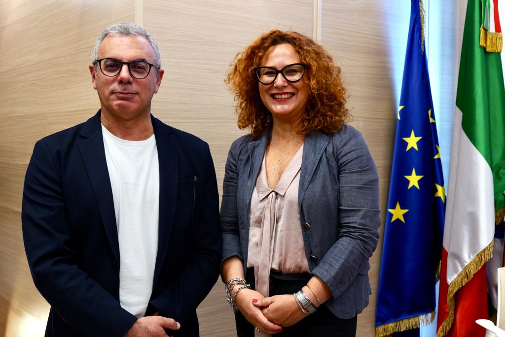 Galleria Torna il Lectorinfabula: dal 18 al 24 settembre, la XIX edizione sarà dedicata al tema “La misura del mondo” - Diapositiva 2 di 10