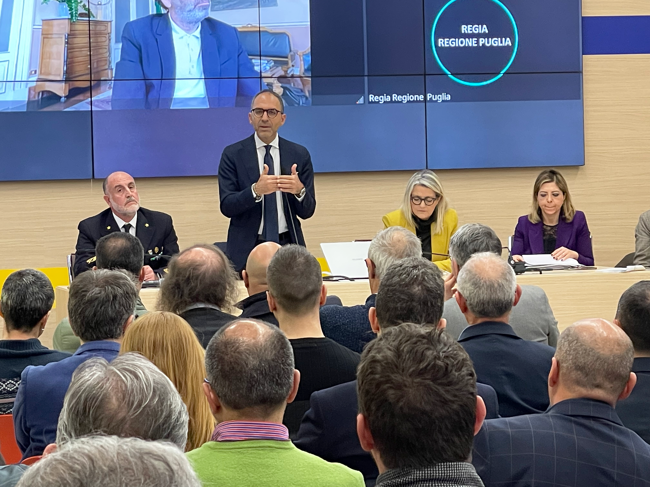 Galleria Piemontese e Maraschio, coordinamento più stretto tra Direzione marittima e i 69 Comuni costieri; verso ulteriore semplificazione nella gestione di coste e mare - Diapositiva 4 di 4