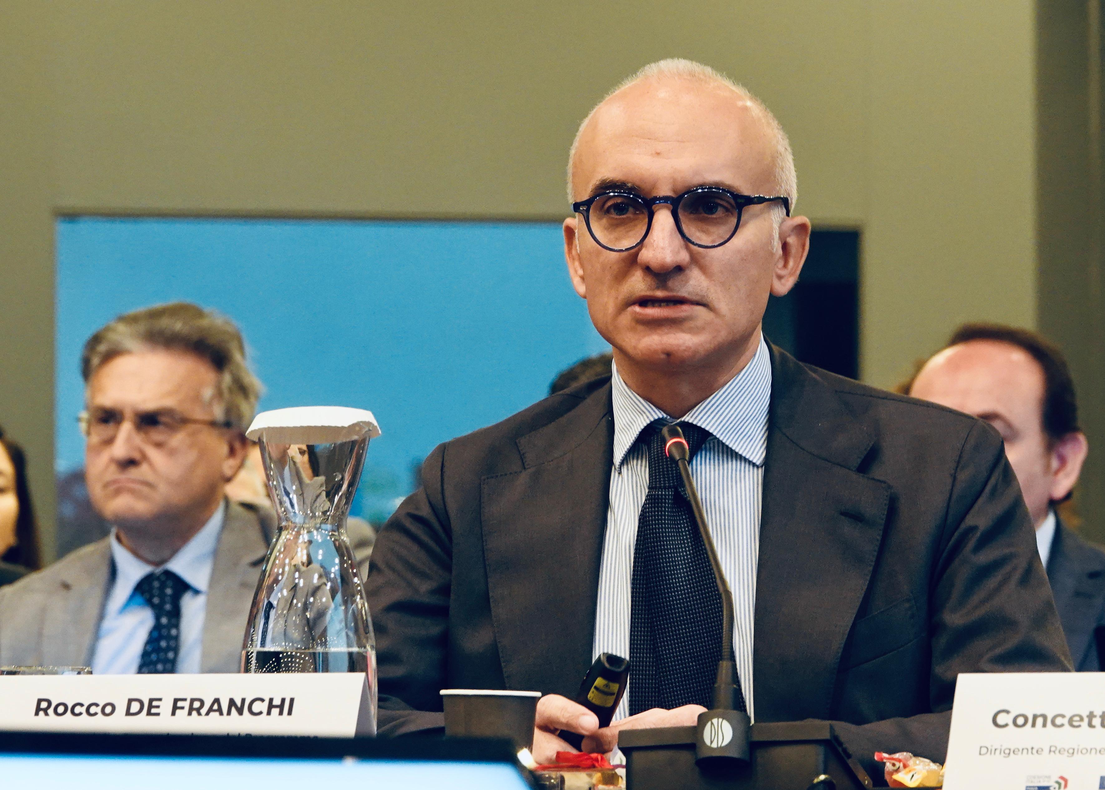 Galleria Riunione a Bari del Comitato di Sorveglianza PR Puglia FESR-FSE+ 2021-2027 - Diapositiva 5 di 12