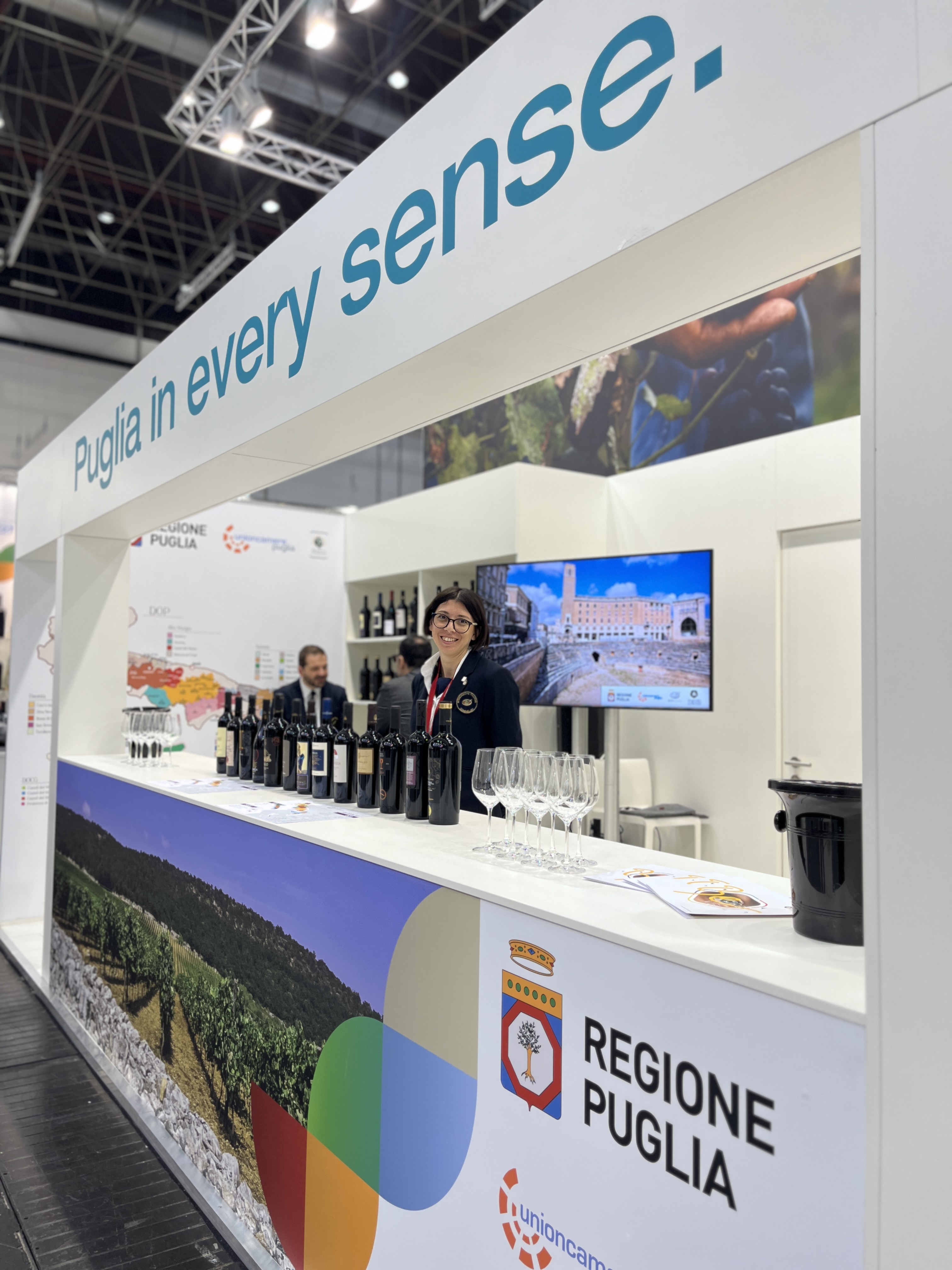 Galleria Prowein 2023, la Puglia del vino in vetrina in Germania - Diapositiva 3 di 3