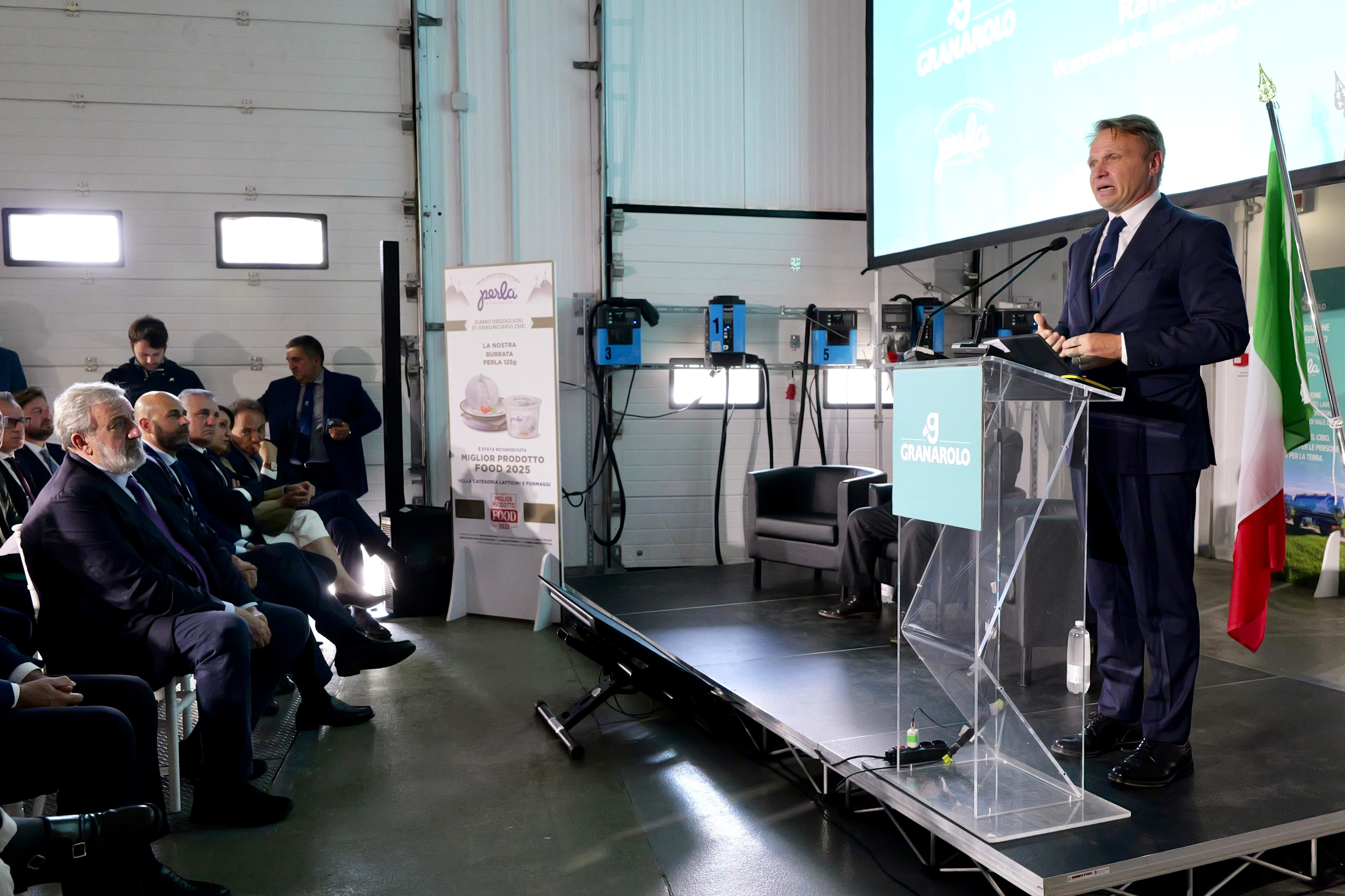 Galleria Granarolo: inaugurato nuovo caseificio Perla di Gioia del Colle, investimento da 25 milioni di euro - Diapositiva 3 di 13