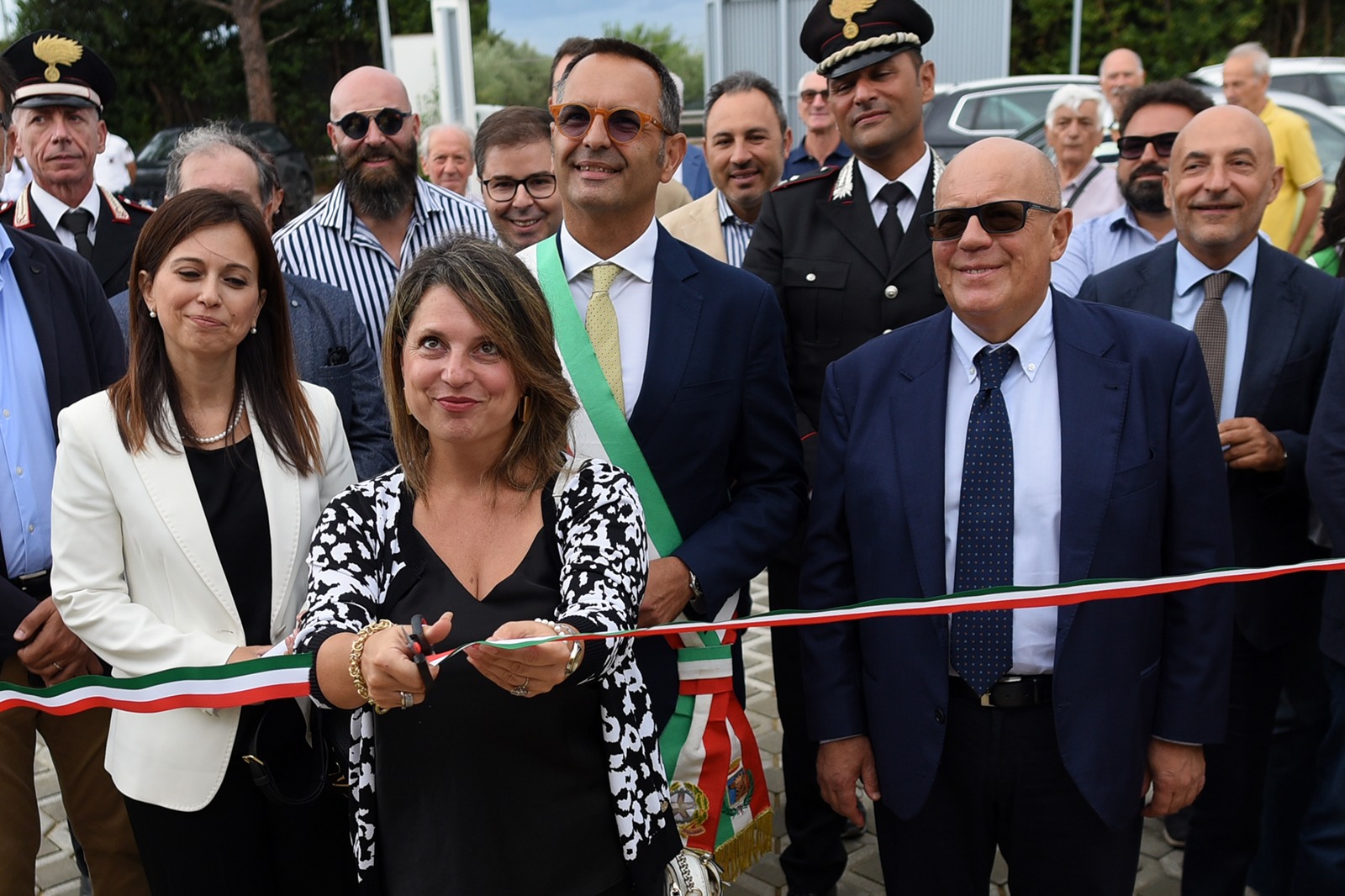 Galleria L'assessore Matrangola a Capurso all'inaugurazione di “Casa Santa Barbara”. Un bene confiscato alla mafia diventa luogo per il bene della comunità - Diapositiva 2 di 8