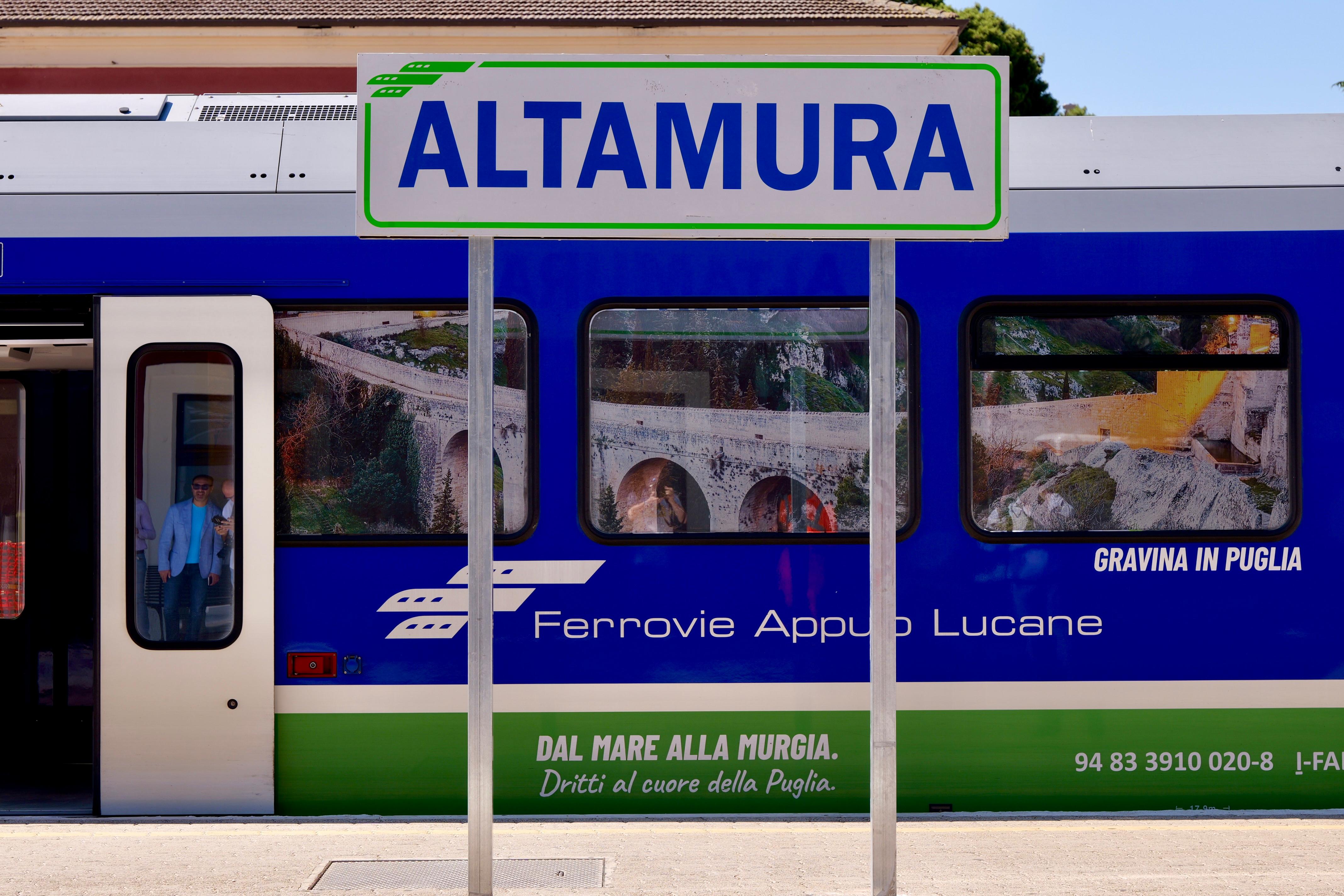 Galleria Trasporti, inaugurata la nuova stazione FAL di Altamura. Ciliento: “Realizzata una stazione moderna, accessibile, sicura, sostenibile e tecnologica” - Diapositiva 10 di 12