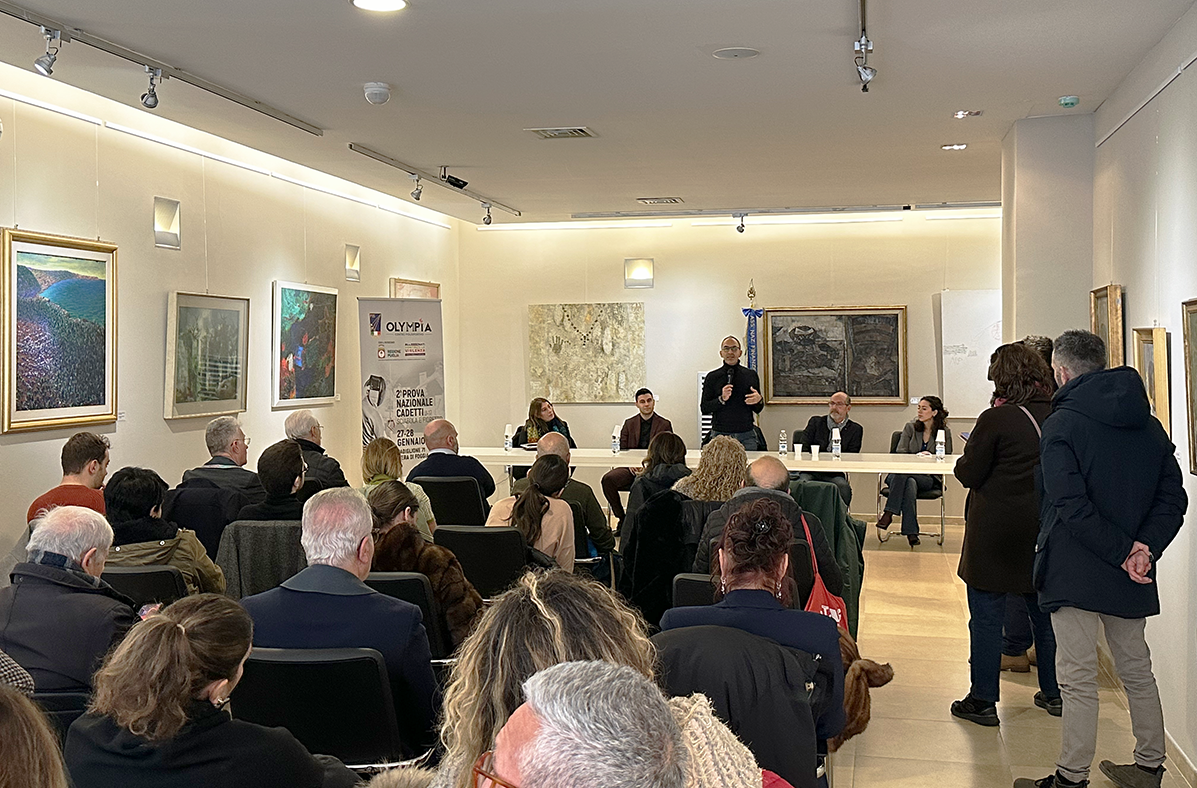 Galleria Piemontese alla conferenza stampa di lancio evento nazionale di sciabola e di fioretto in programma a Foggia il 26 e 27 gennaio - Diapositiva 5 di 6