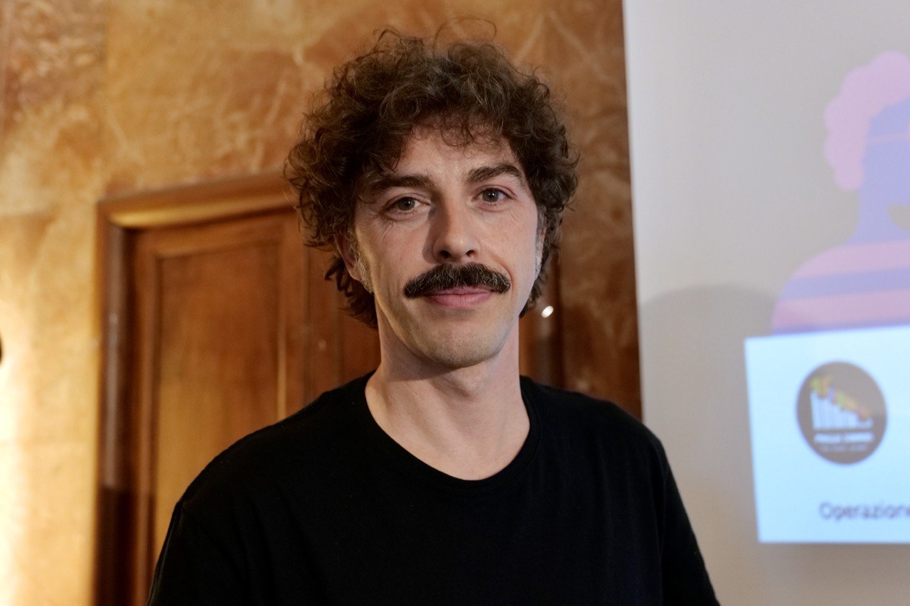 Galleria Medimex, Emiliano e Zingaretti: uniamo le forze per iniziare una collaborazione interregionale, musicale e giovanile - Diapositiva 8 di 10