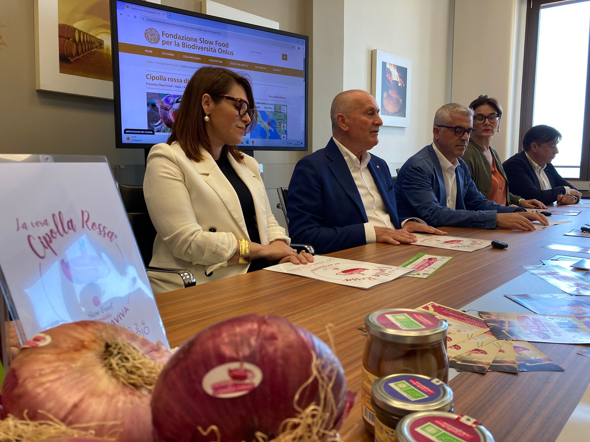 Galleria Presidìo slow food della cipolla rossa di Acquaviva delle Fonti: la celebrazione del ventennale - Diapositiva 2 di 6