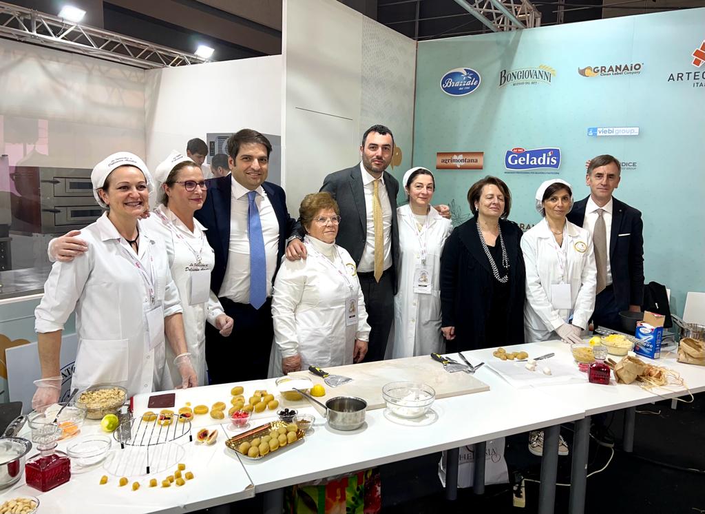 Galleria La Faldacchea di Turi diventa marchio collettivo, svelato il brand del dolce tipico pugliese - Diapositiva 4 di 8