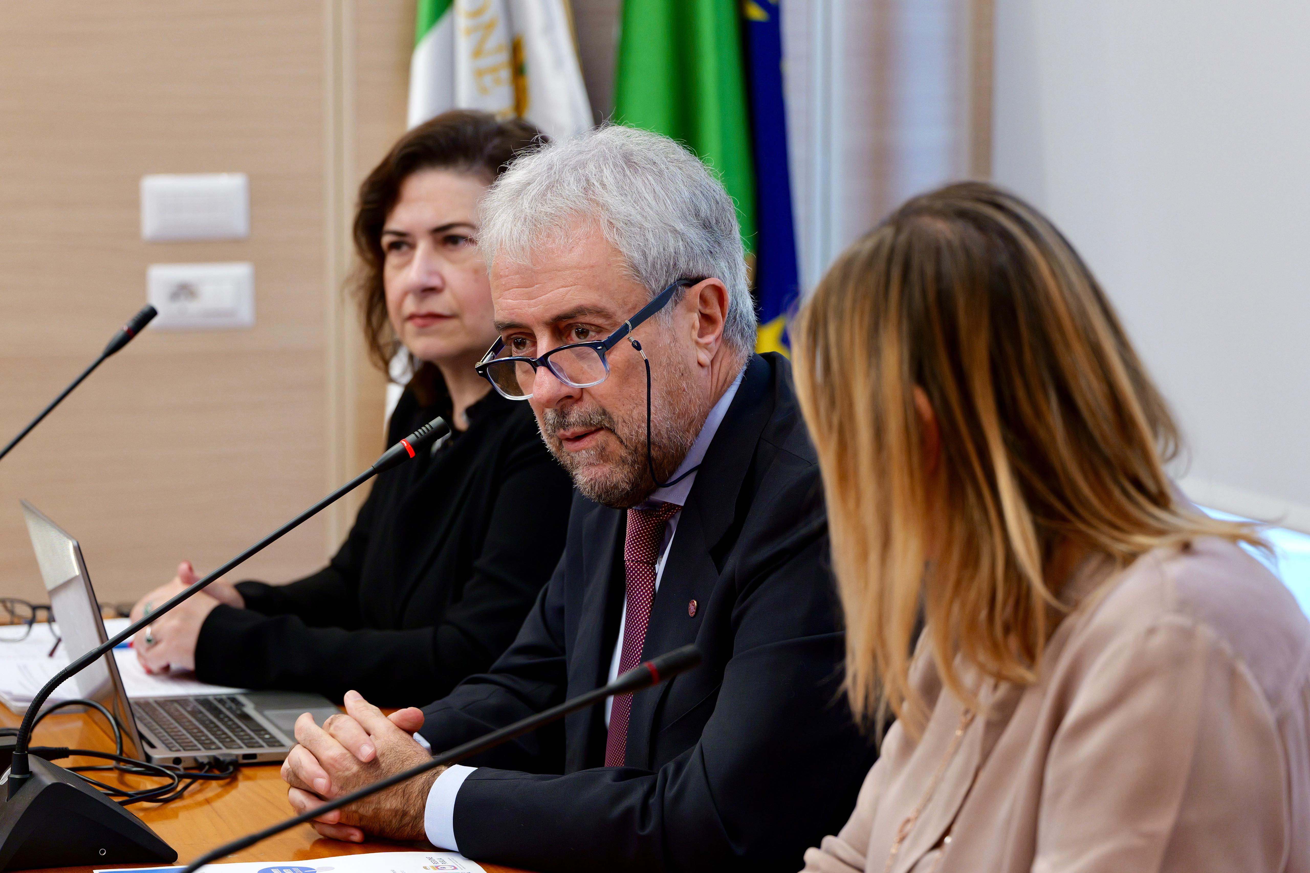 Galleria Regione Puglia, Anci Puglia e Cassa Depositi e Prestiti presentano strumenti finanziari a supporto della Pa per uno sviluppo sostenibile del territorio - Diapositiva 3 di 8